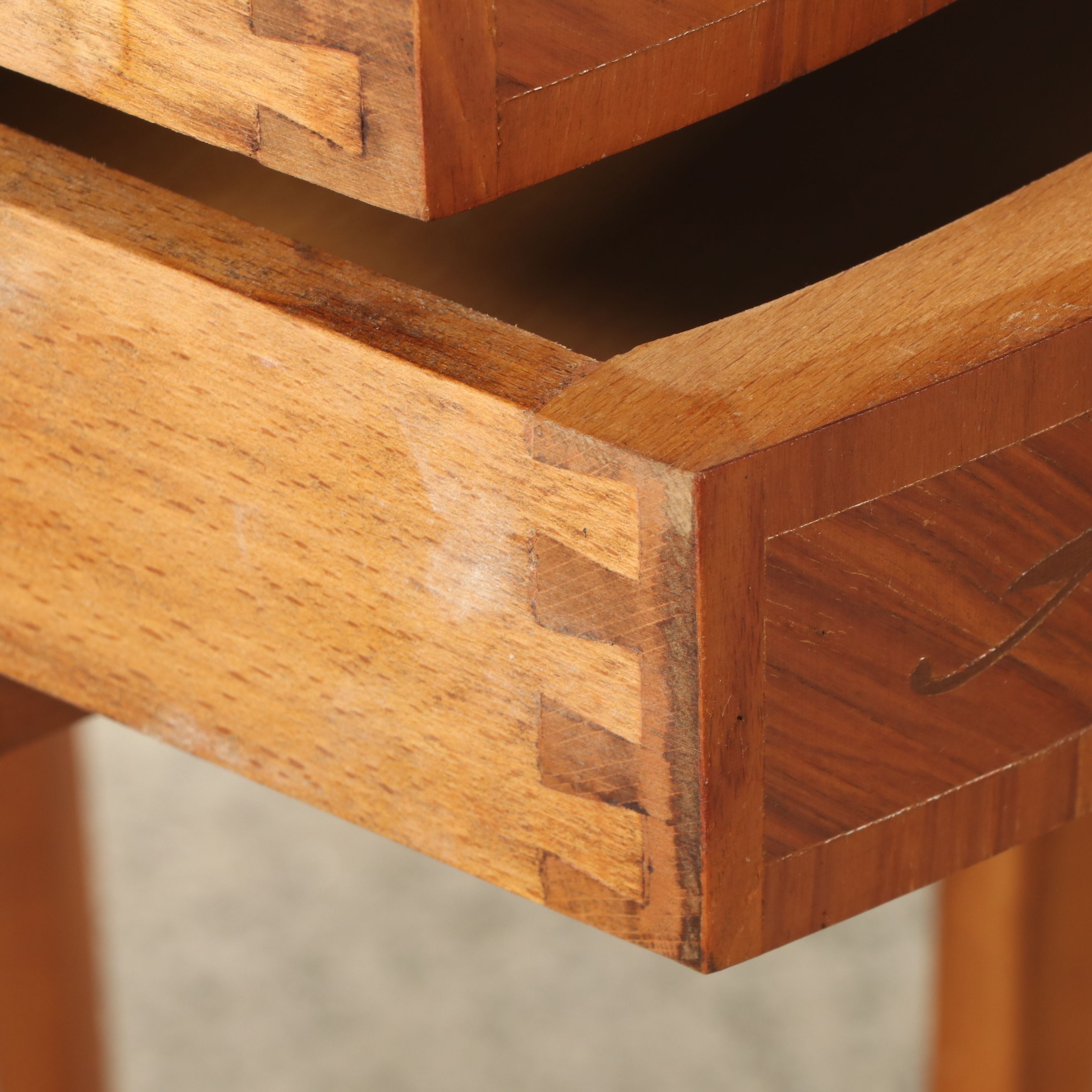 Pair of Louis XV Style Ormolu and Marquetry Inlaid Nightstands, 20th Century