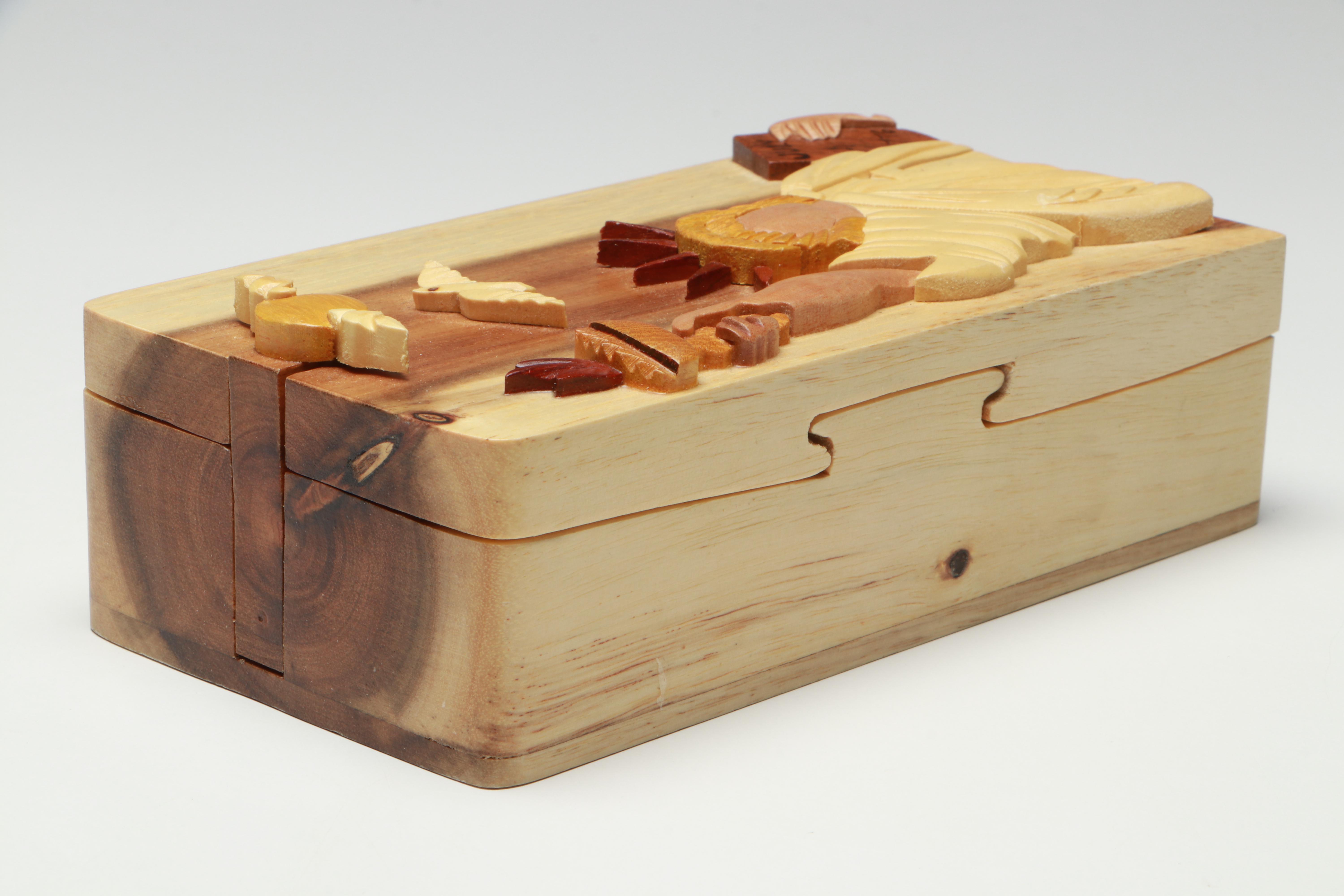 Carver Dan's Intarsia Statue of Liberty Puzzle Box with More Seasonal Décor