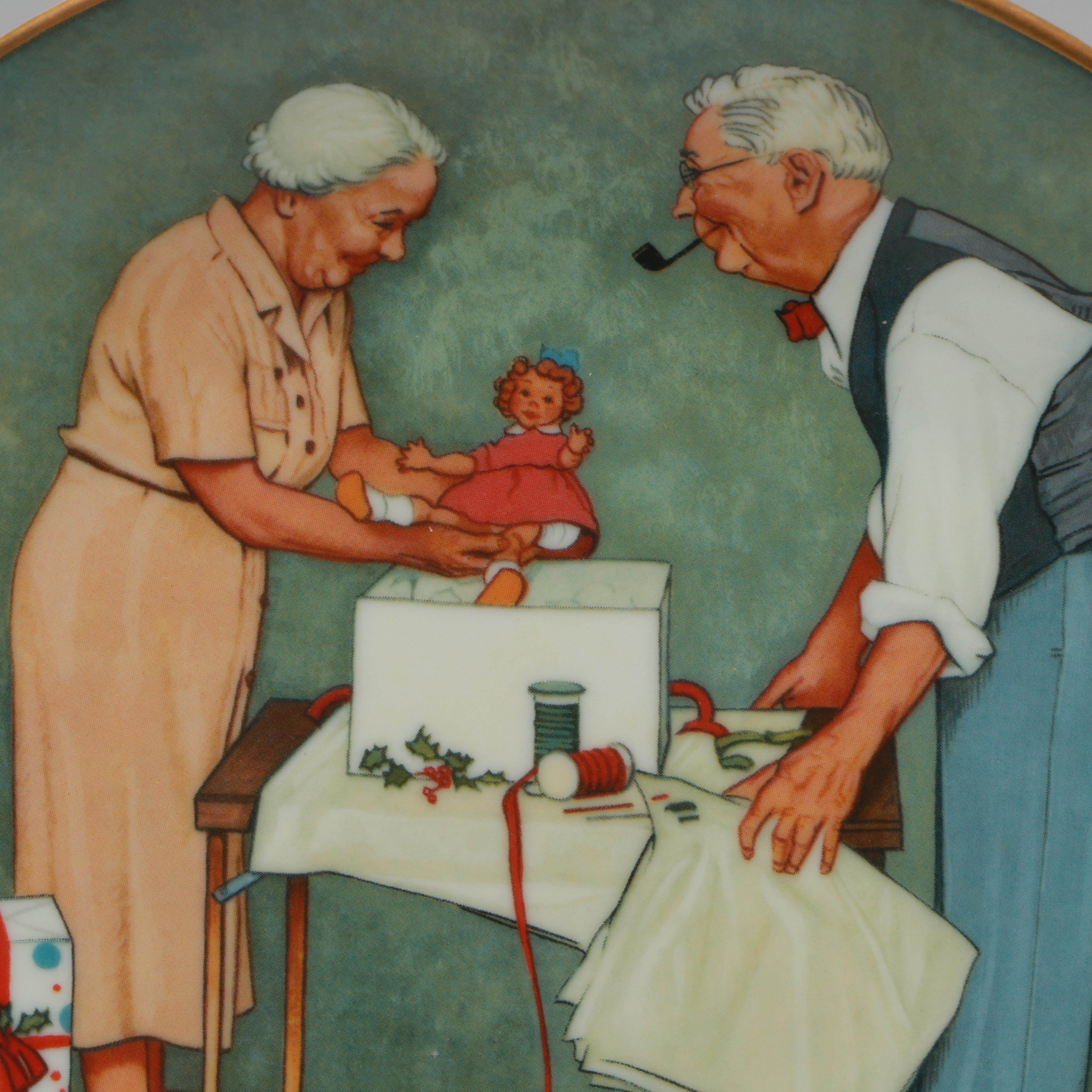 Carver Dan's Intarsia Statue of Liberty Puzzle Box with More Seasonal Décor