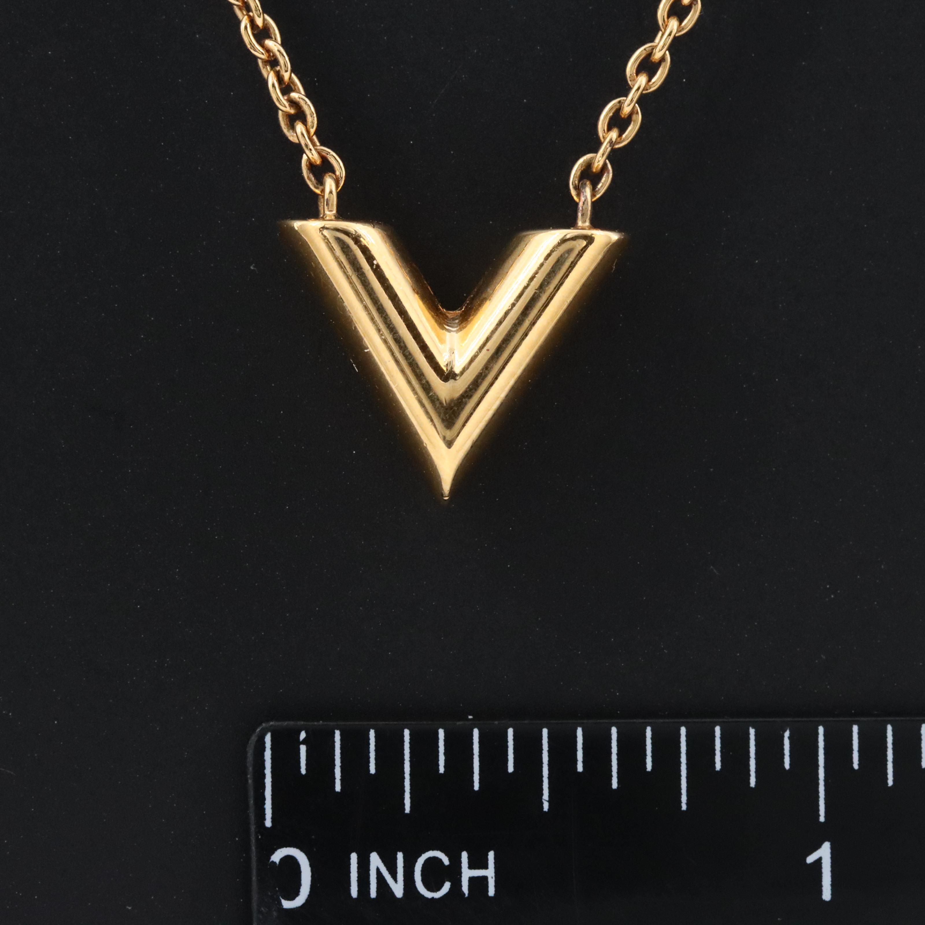 Louis Vuitton Essential V Necklace