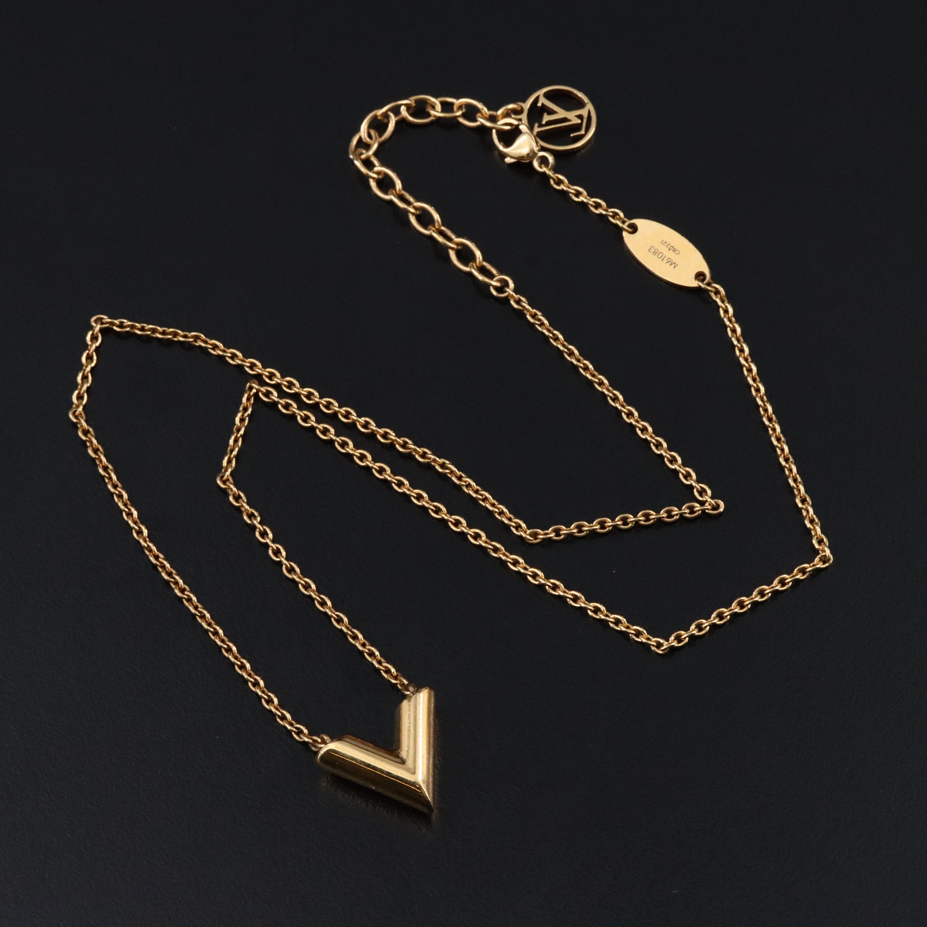 Louis Vuitton Essential V Necklace