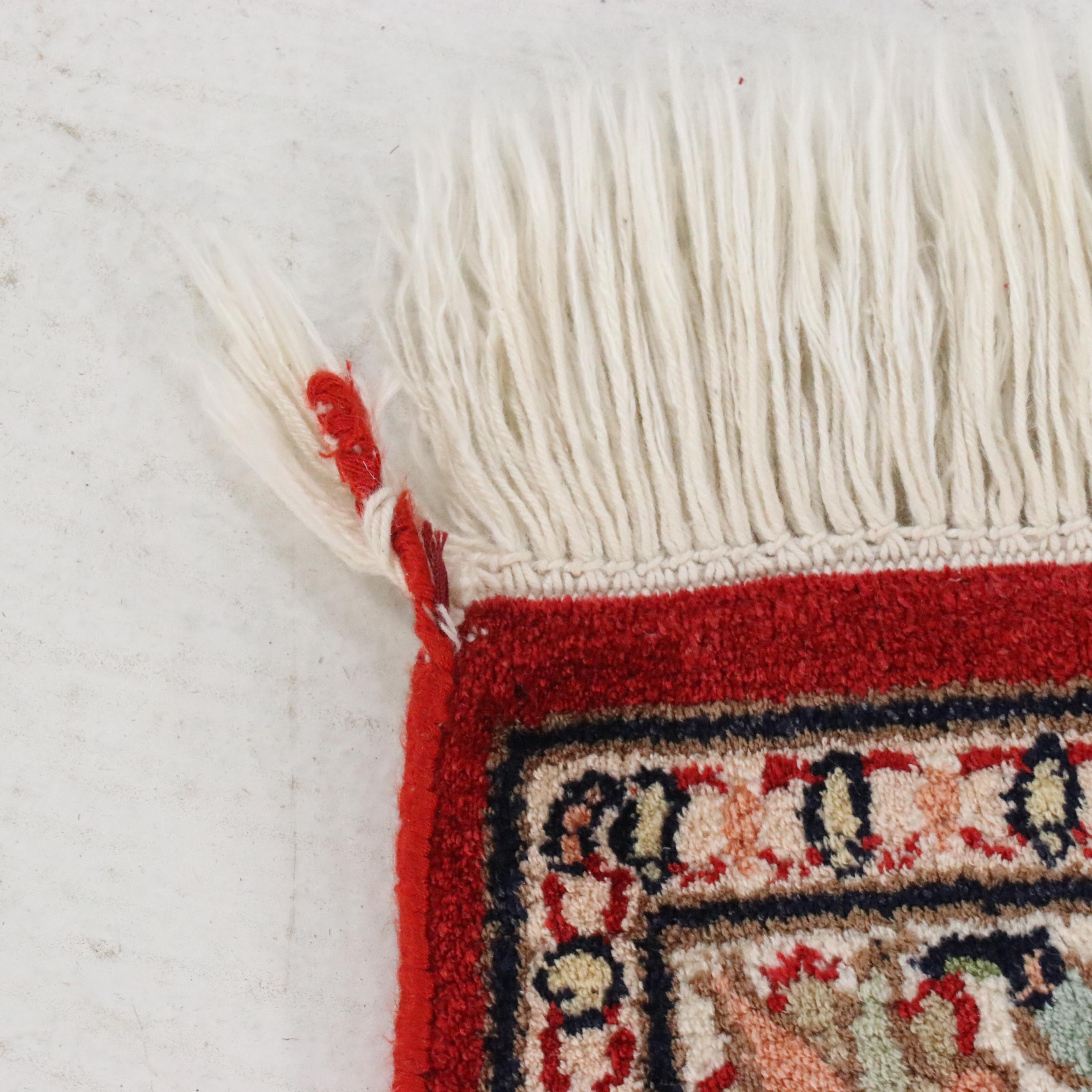 6'2 x 9'9 Machine Made Area Rug