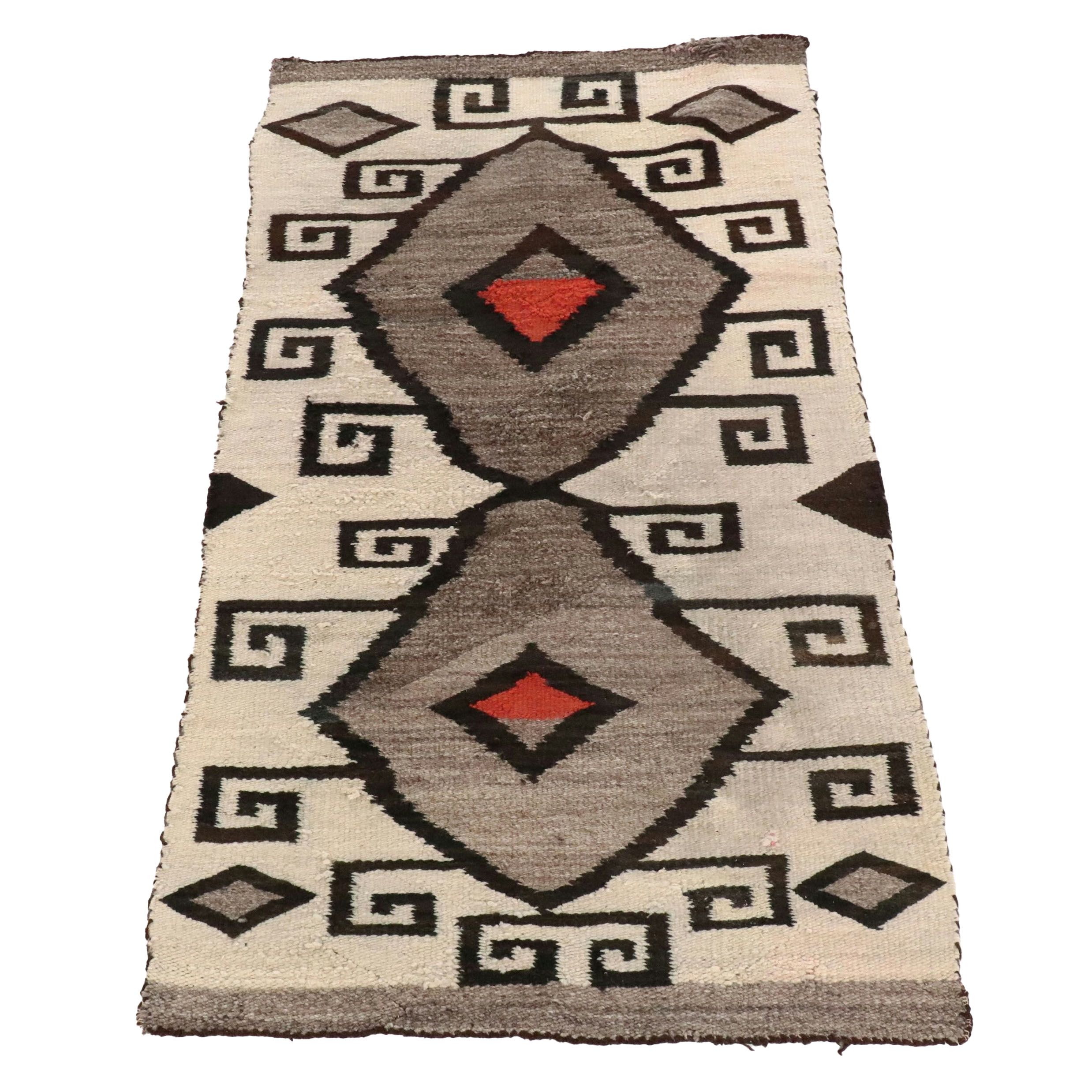 3'1 x 5'9 Handwoven Navajo Style Area Rug