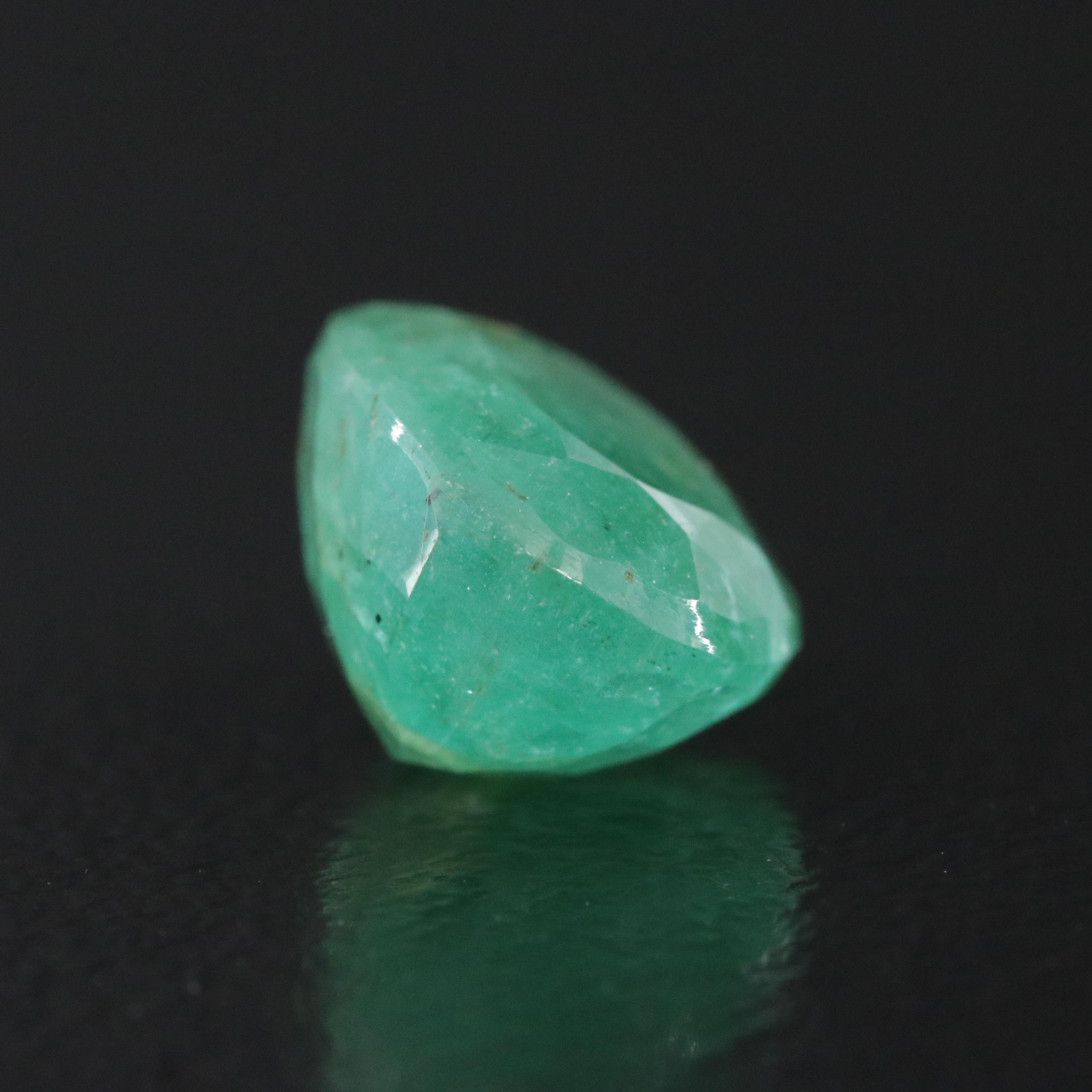 Loose 2.58 CT Emerald