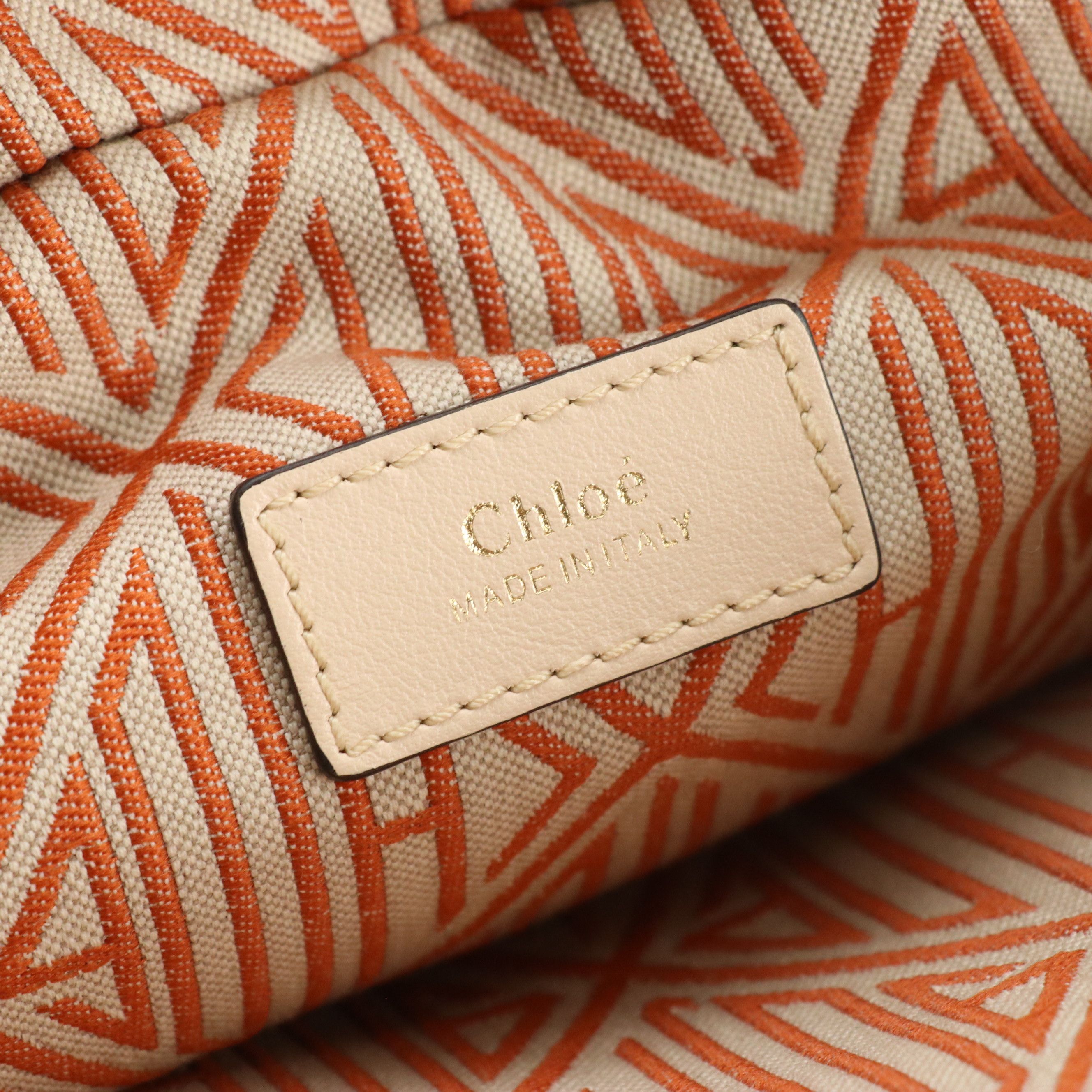 Chloe Small Daria Shoulder Bag in Beige Leather