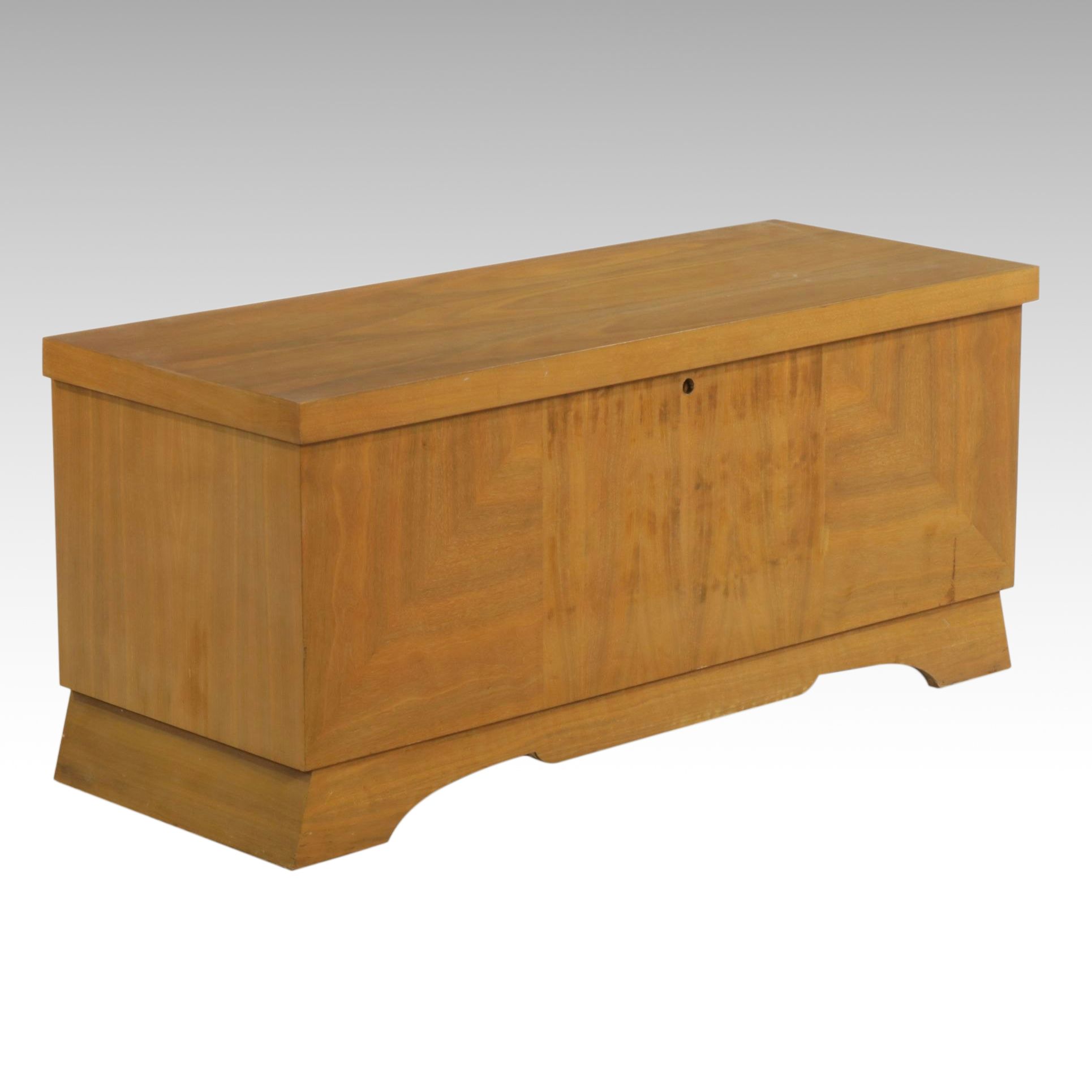 Lane Mid Cenury Modern Cedar-Lined Mahogany Blanket Chest