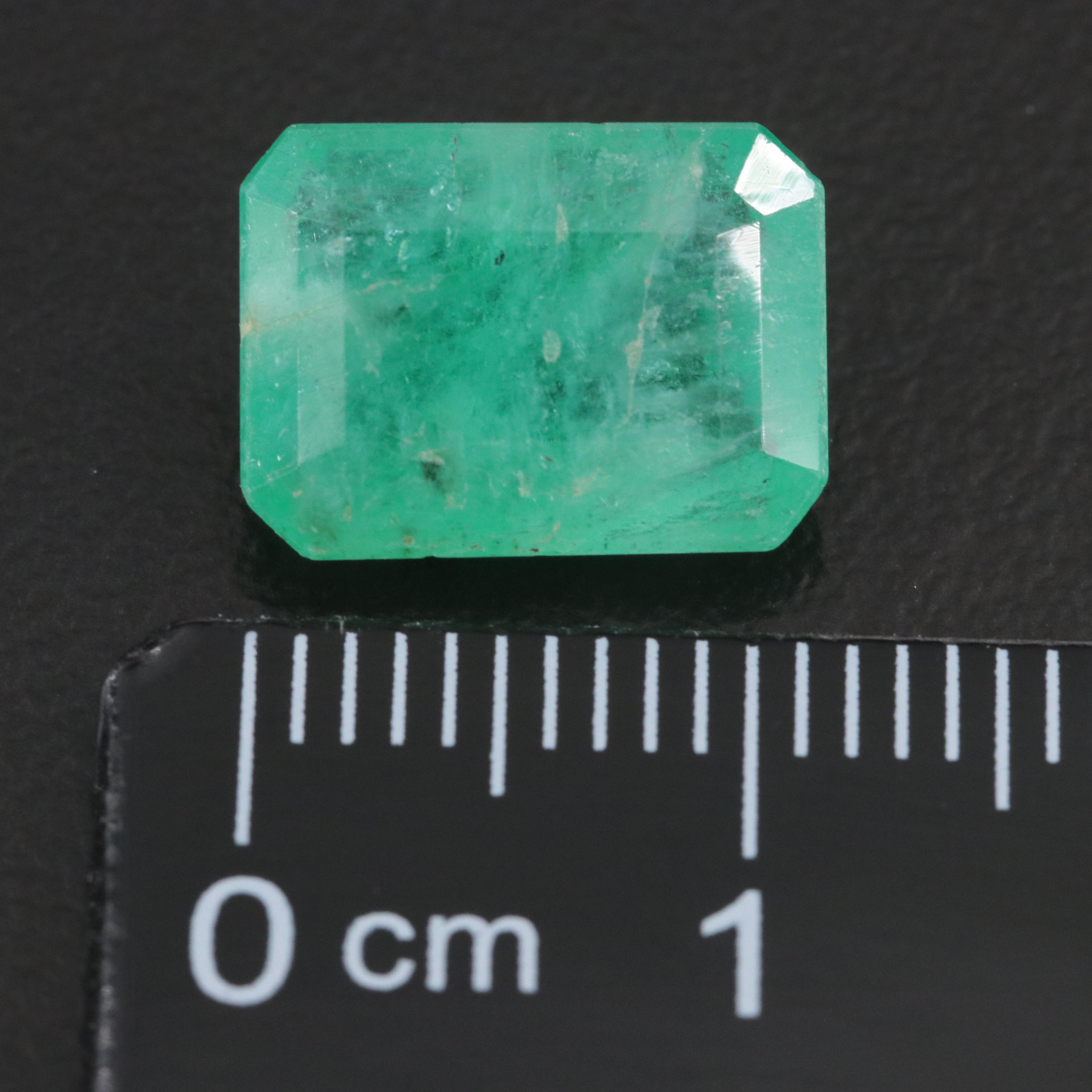 Loose 3.87 CT Emerald