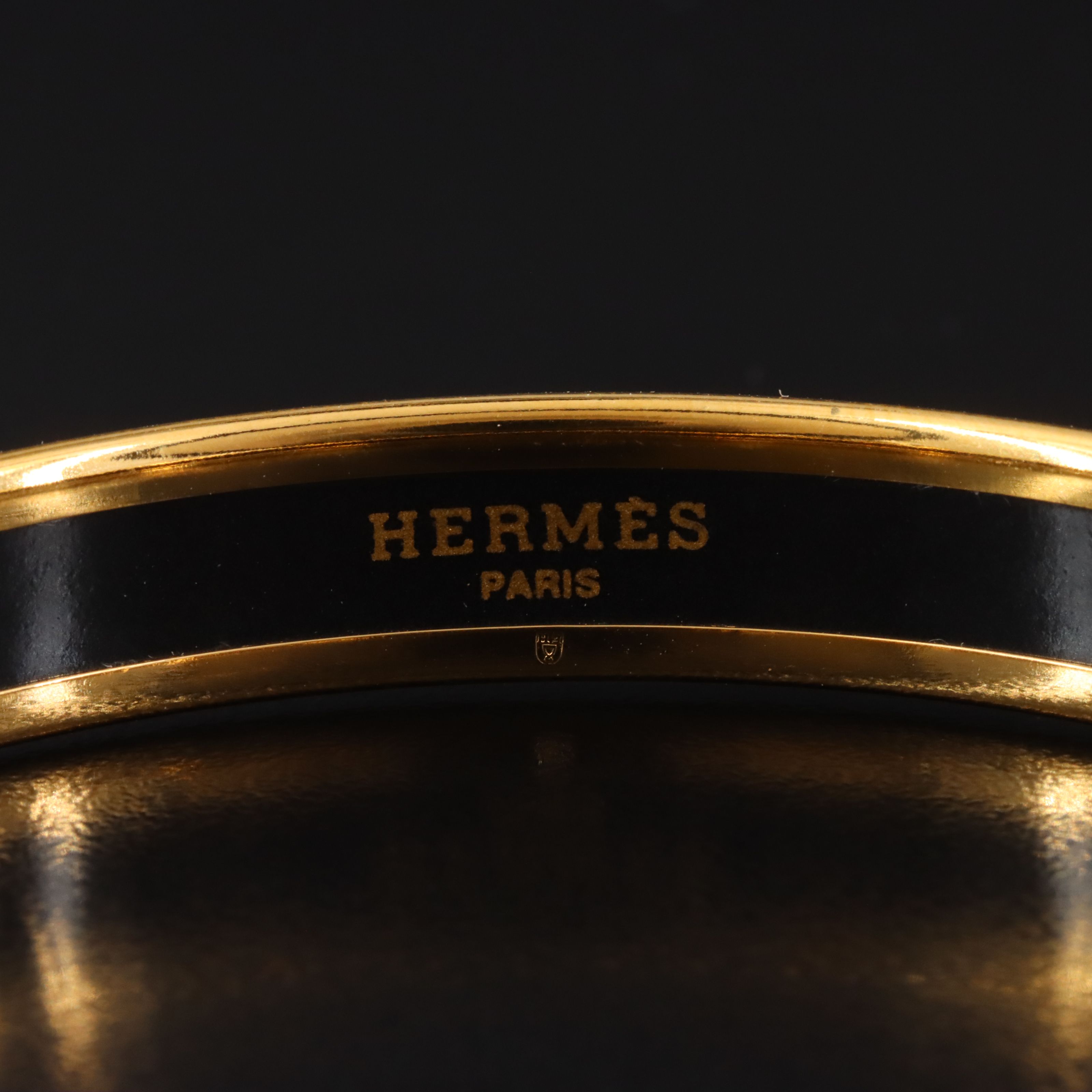 Hermès Red Wheat Motif Enamel Narrow Bangle