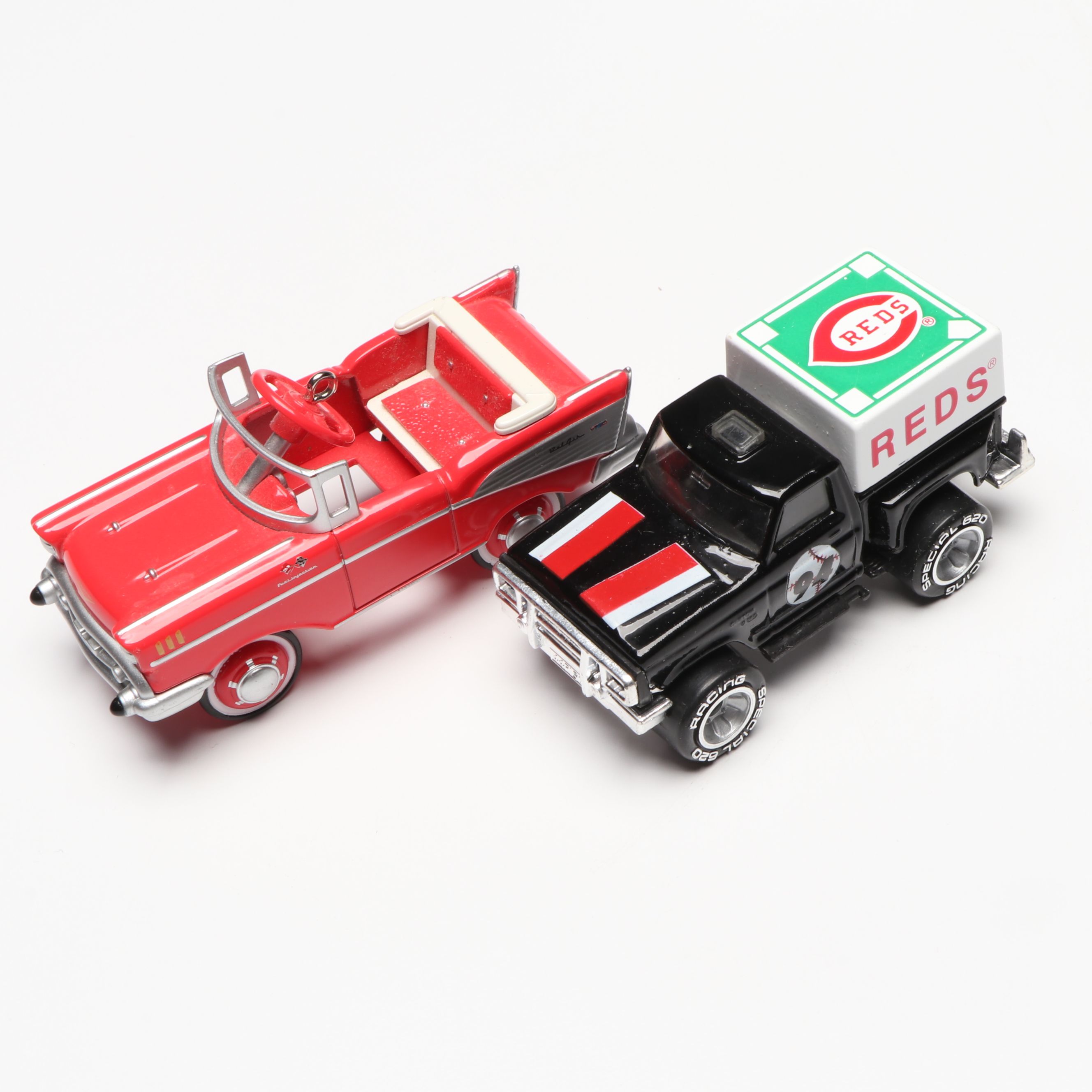 Ertl American Pastime Banks with More Cincinnati Reds Diecast Cars and Banks