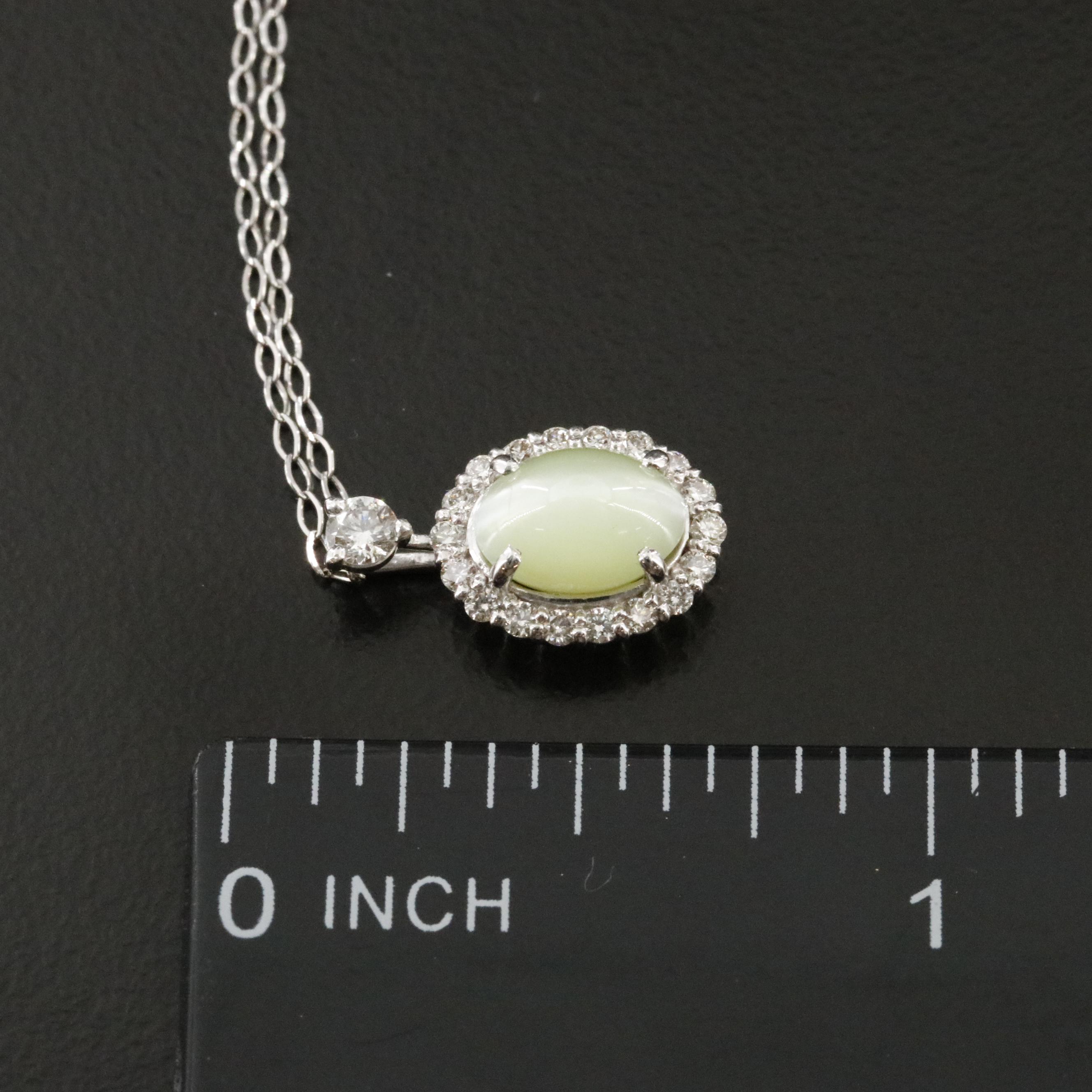 Platinum 2.01 CT Cat's Eye Chrysoberyl and Diamond Pendant Necklace