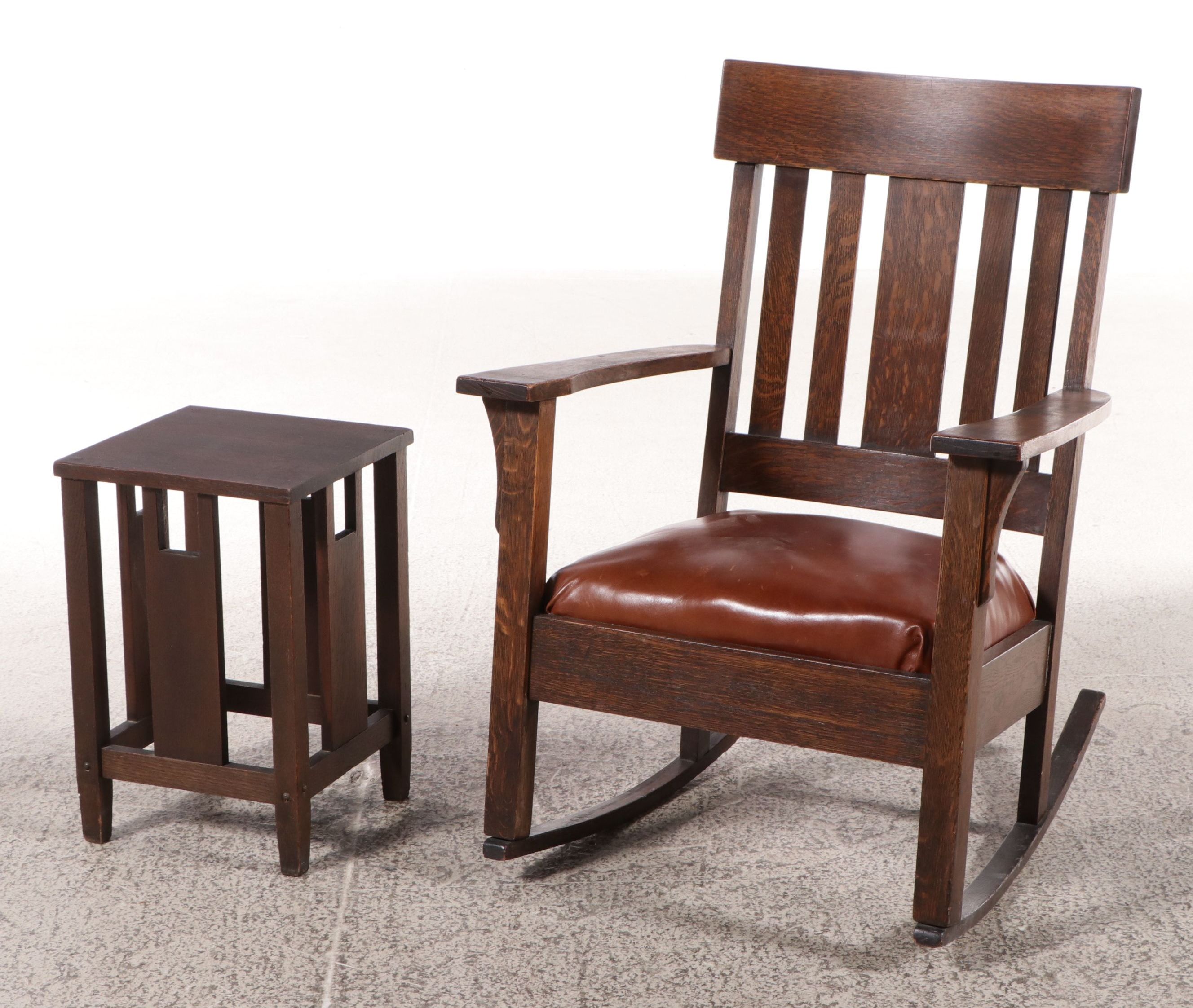 Arts & Crafts Style Oak and Leather Rocking Chair and End Table, 20th Century