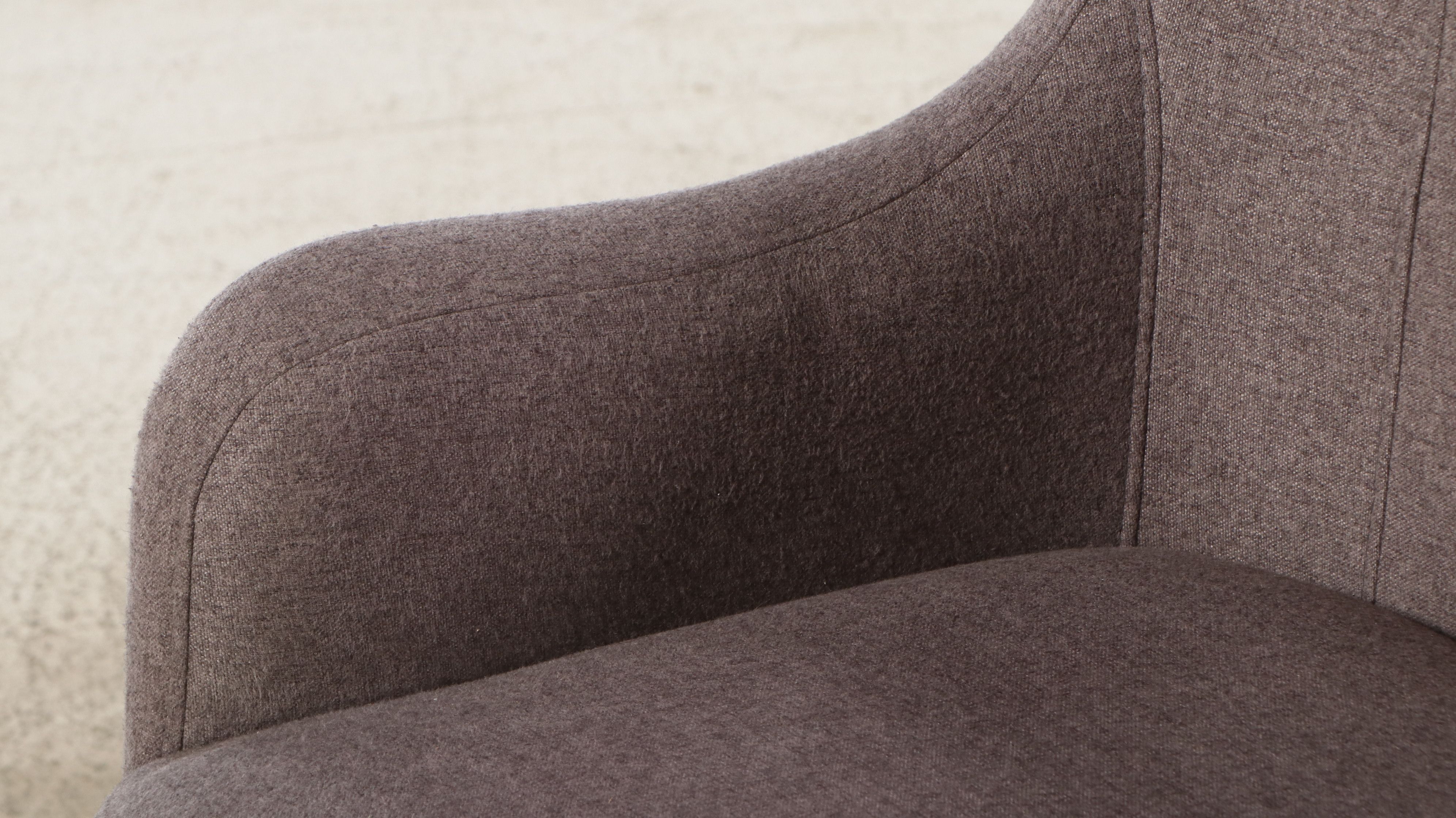 Contemporary Mid Century Modern Style Upholstered Swivel Chair with Metal Legs