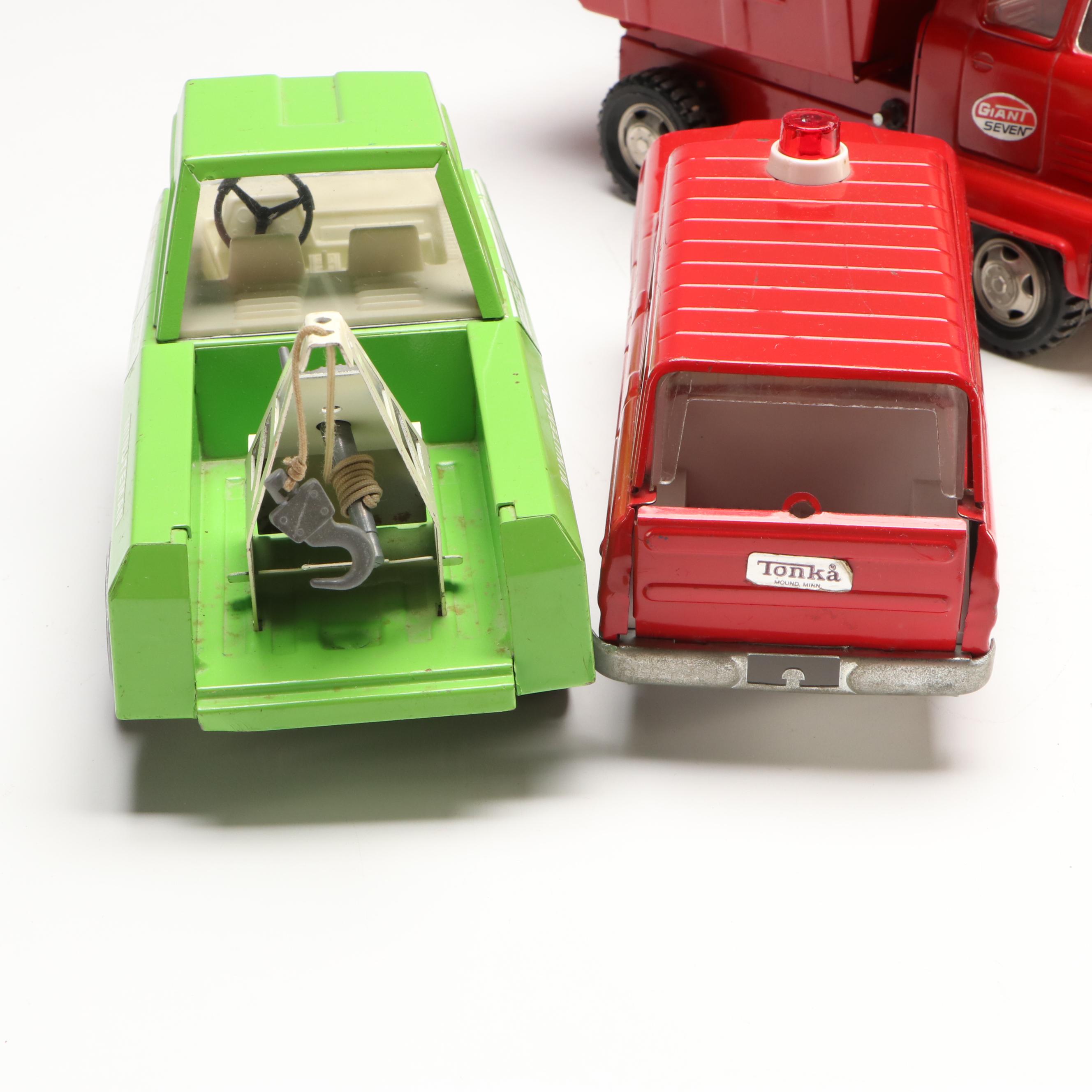 Ertl Box Truck with Tonka, Structo and More Vintage Diecast Vehicles