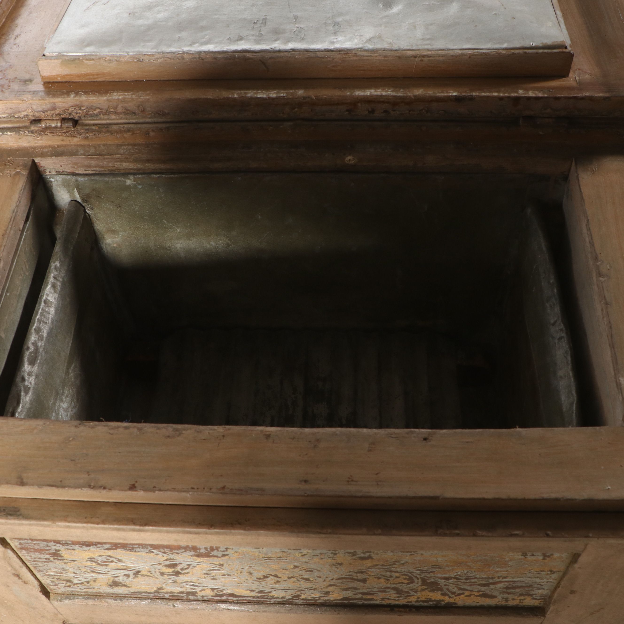 Late Victorian Painted Wood and Metal Ice Chest, Late 19th/Early 20th Century