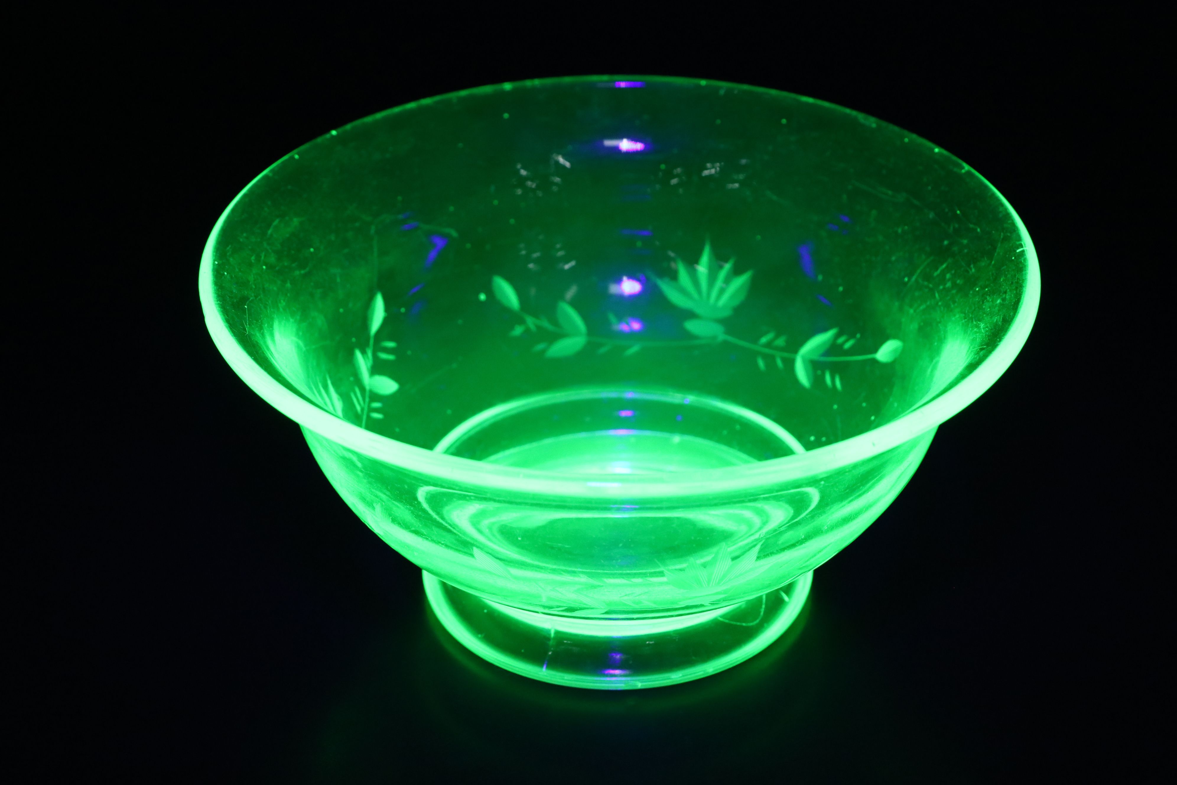 Art Deco Style Creamer and Sugar Bowl with More Uranium Glass Dinnerware