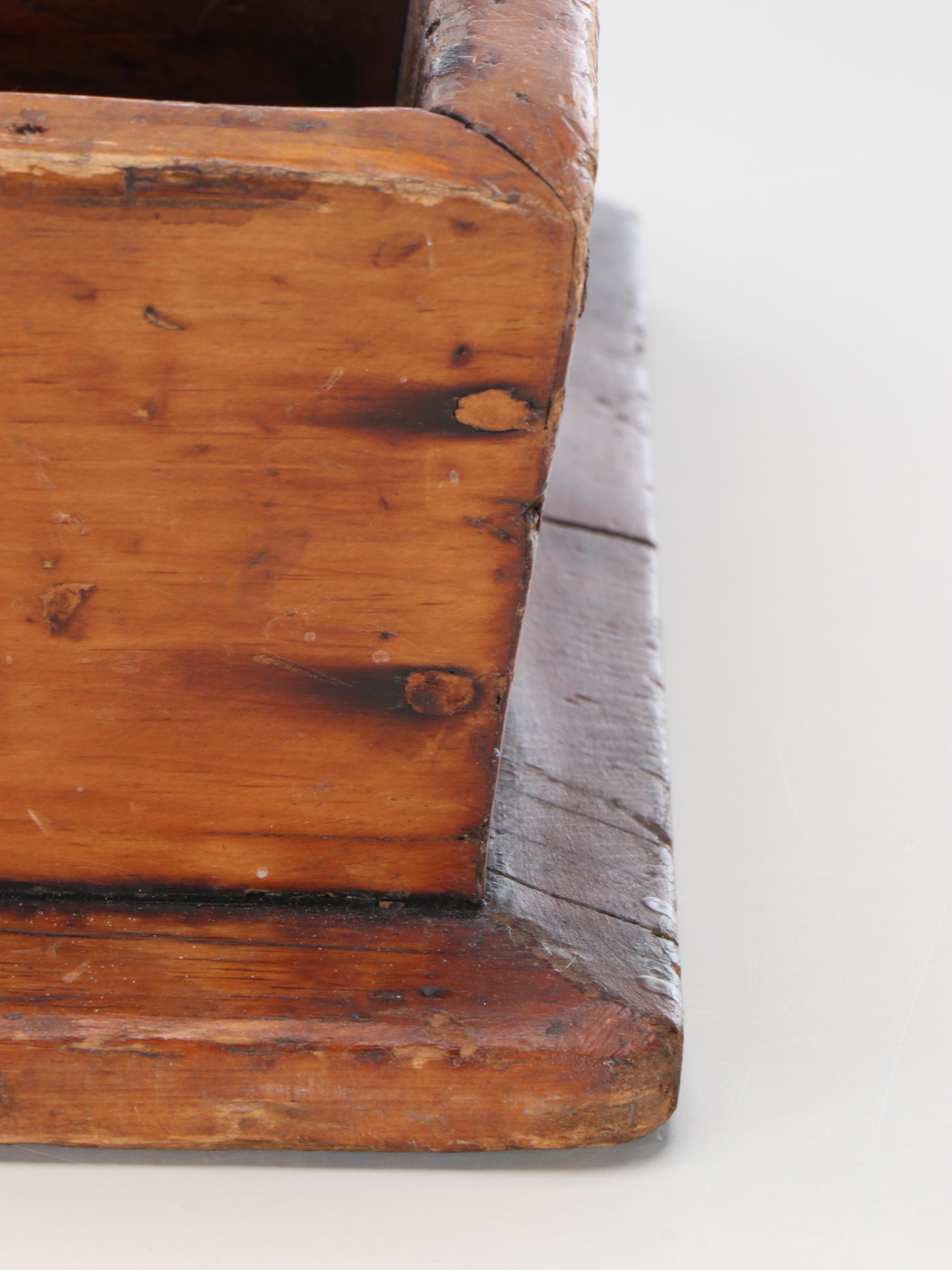 Primitive Wood Cutlery Tray