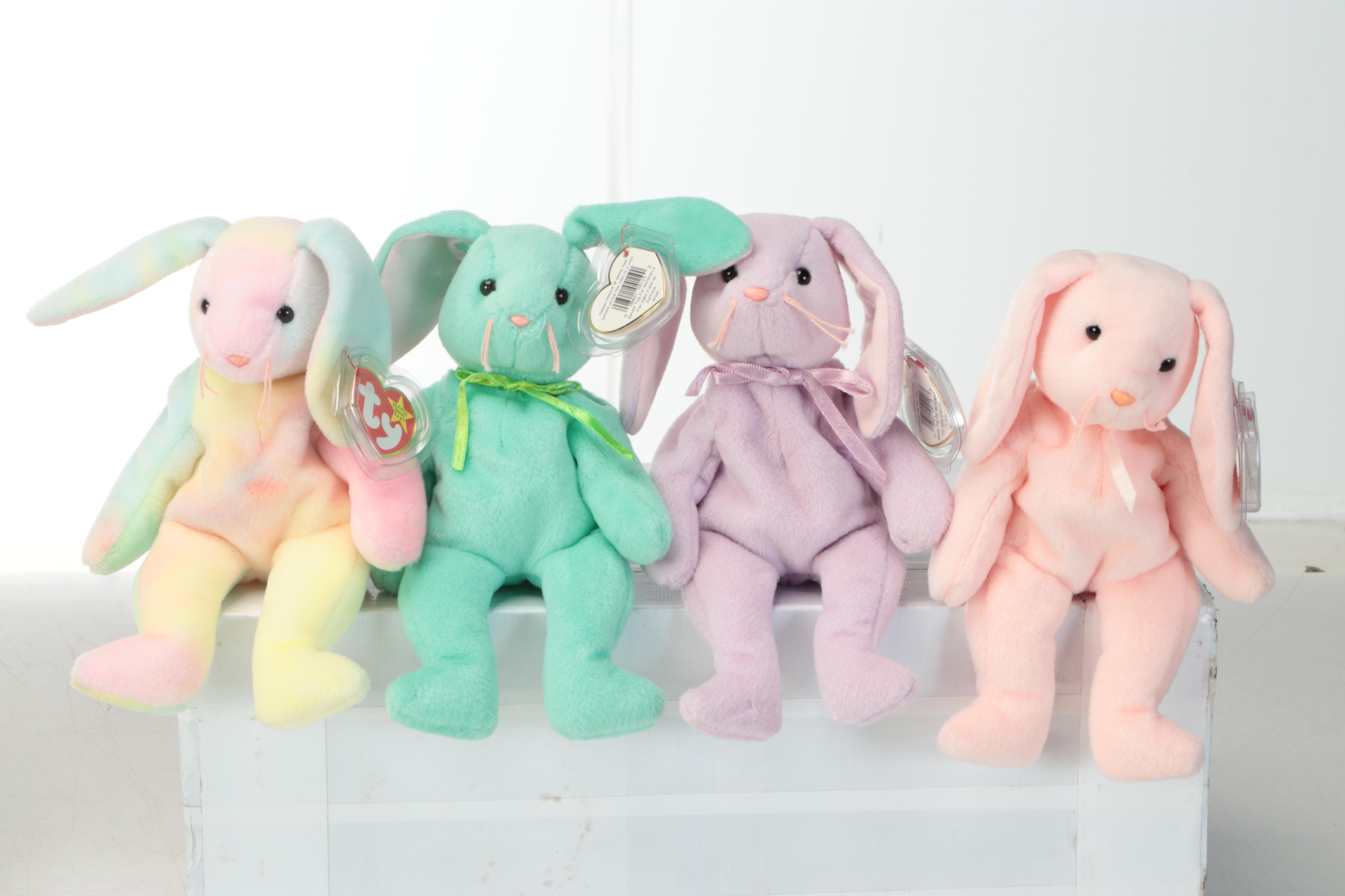 Beanie Babies Featuring Roxie and Purr with Pokémon Snorlax Stuffed Toy