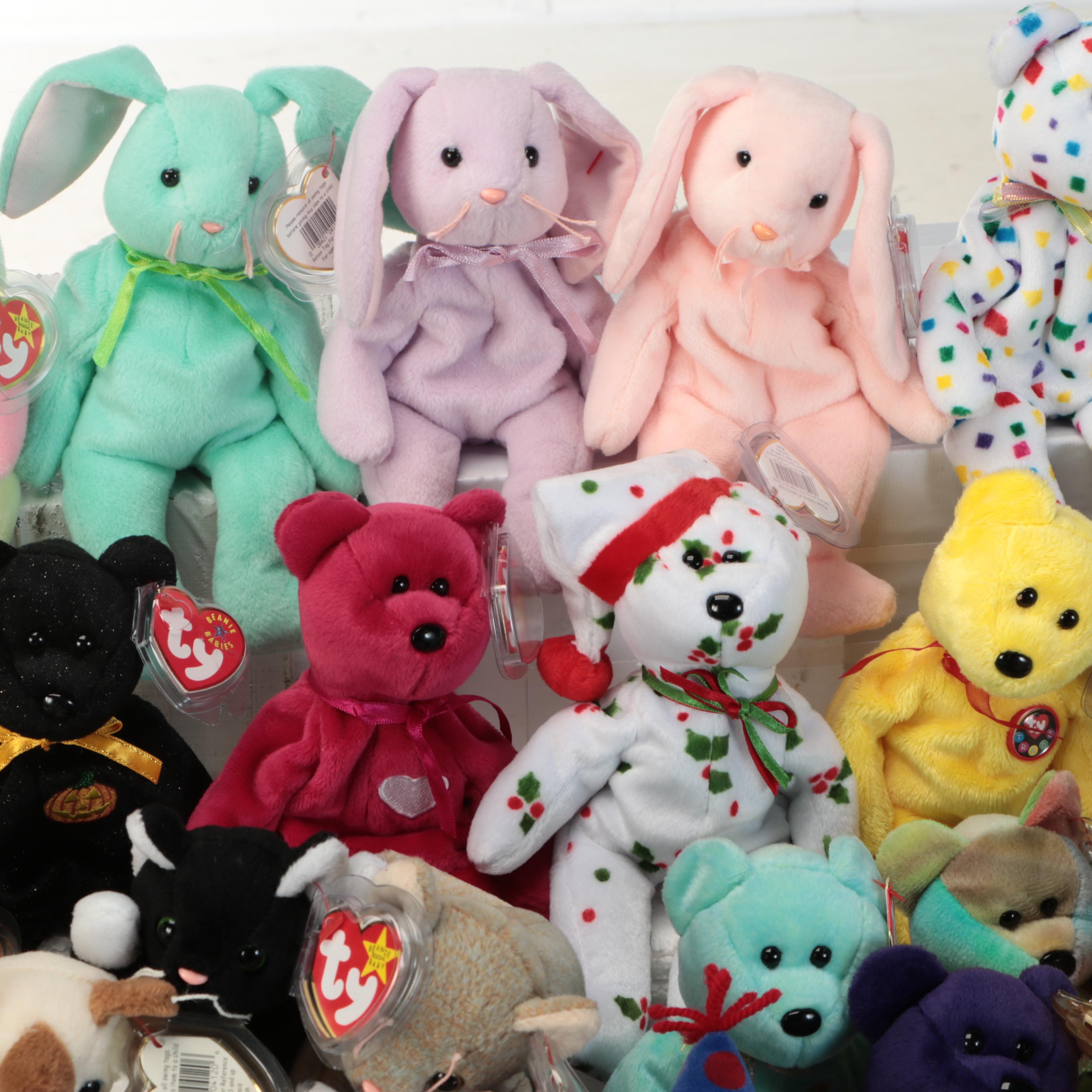 Beanie Babies Featuring Roxie and Purr with Pokémon Snorlax Stuffed Toy