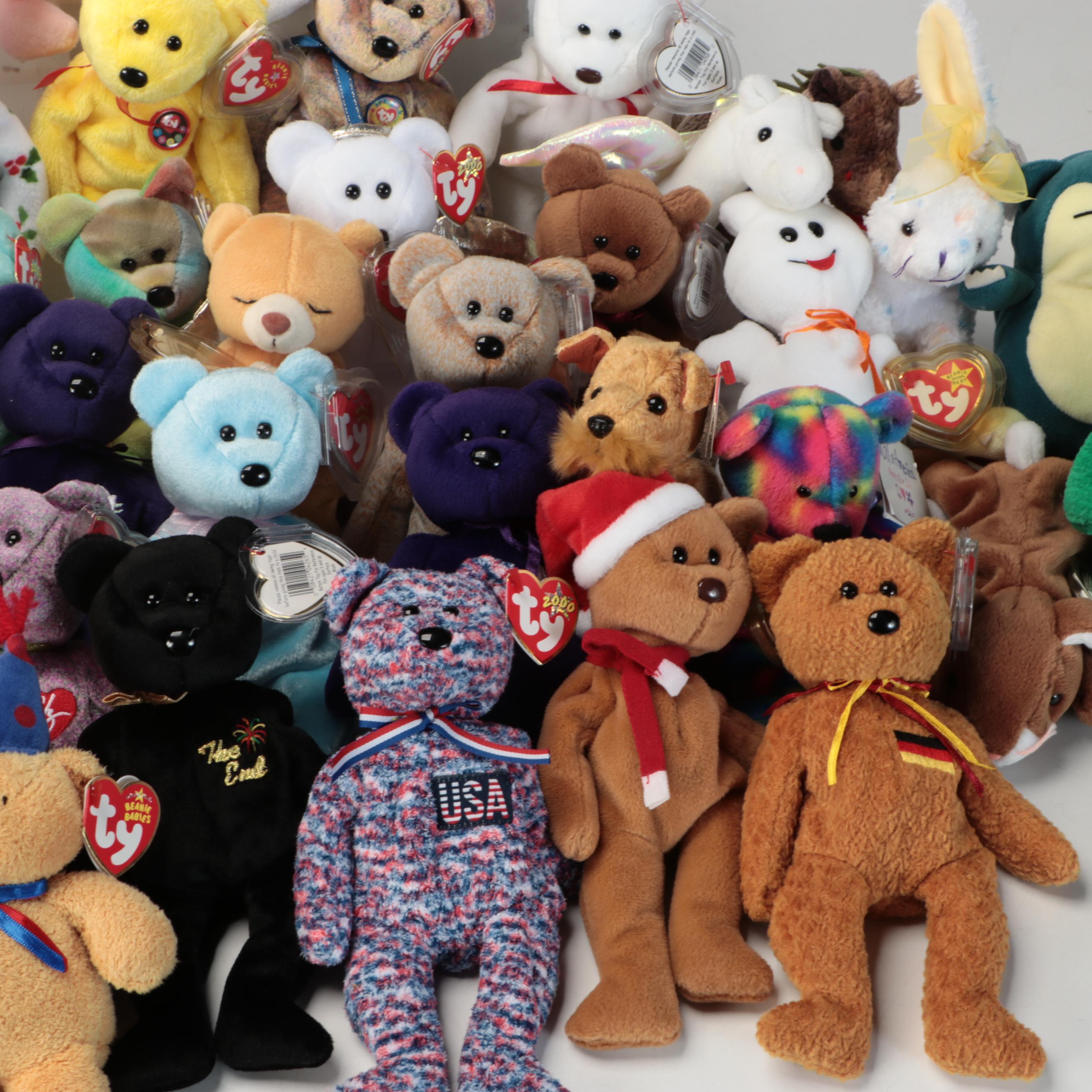 Beanie Babies Featuring Roxie and Purr with Pokémon Snorlax Stuffed Toy