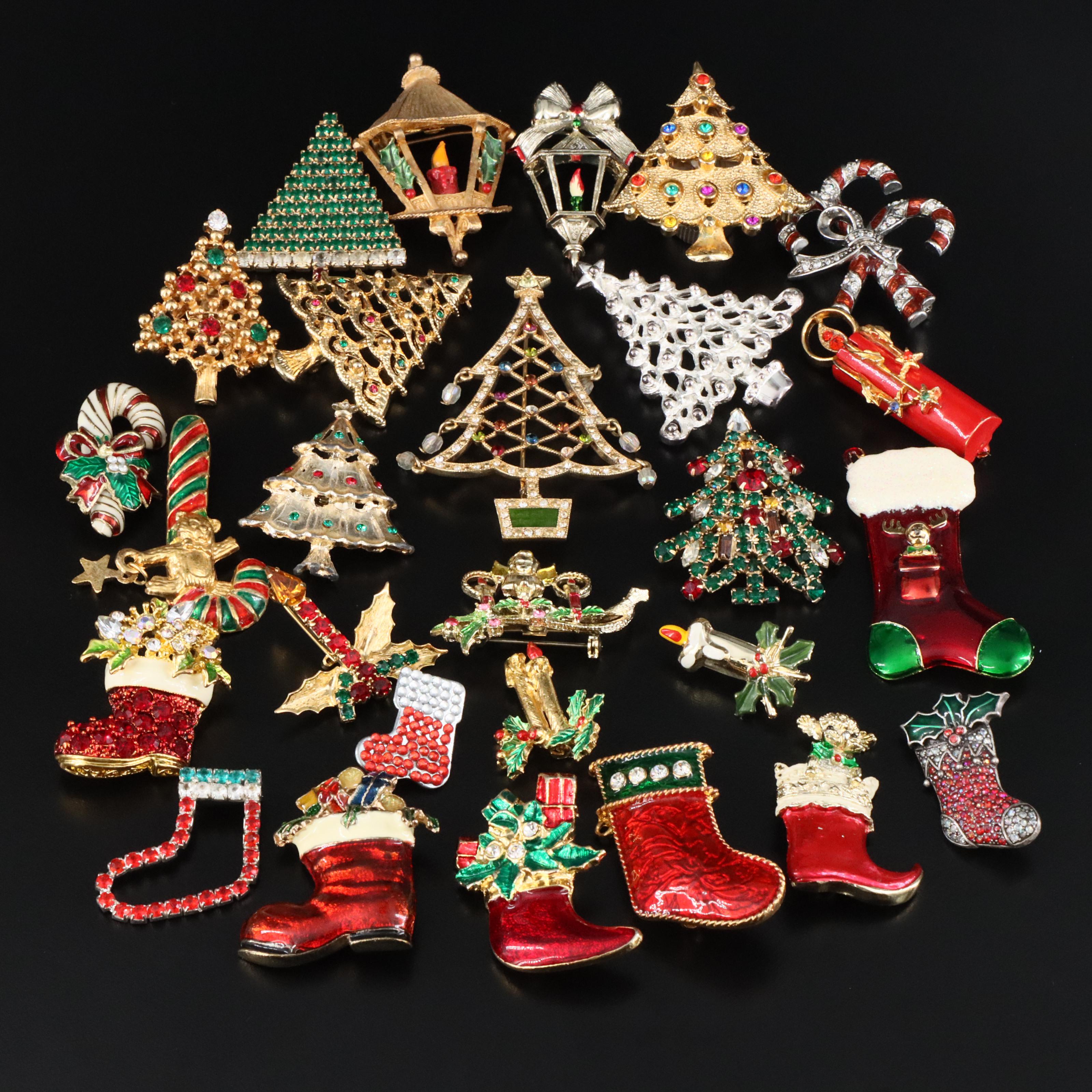 Gerry's and Danecraft Featured in Vintage Christmas Brooch Collection