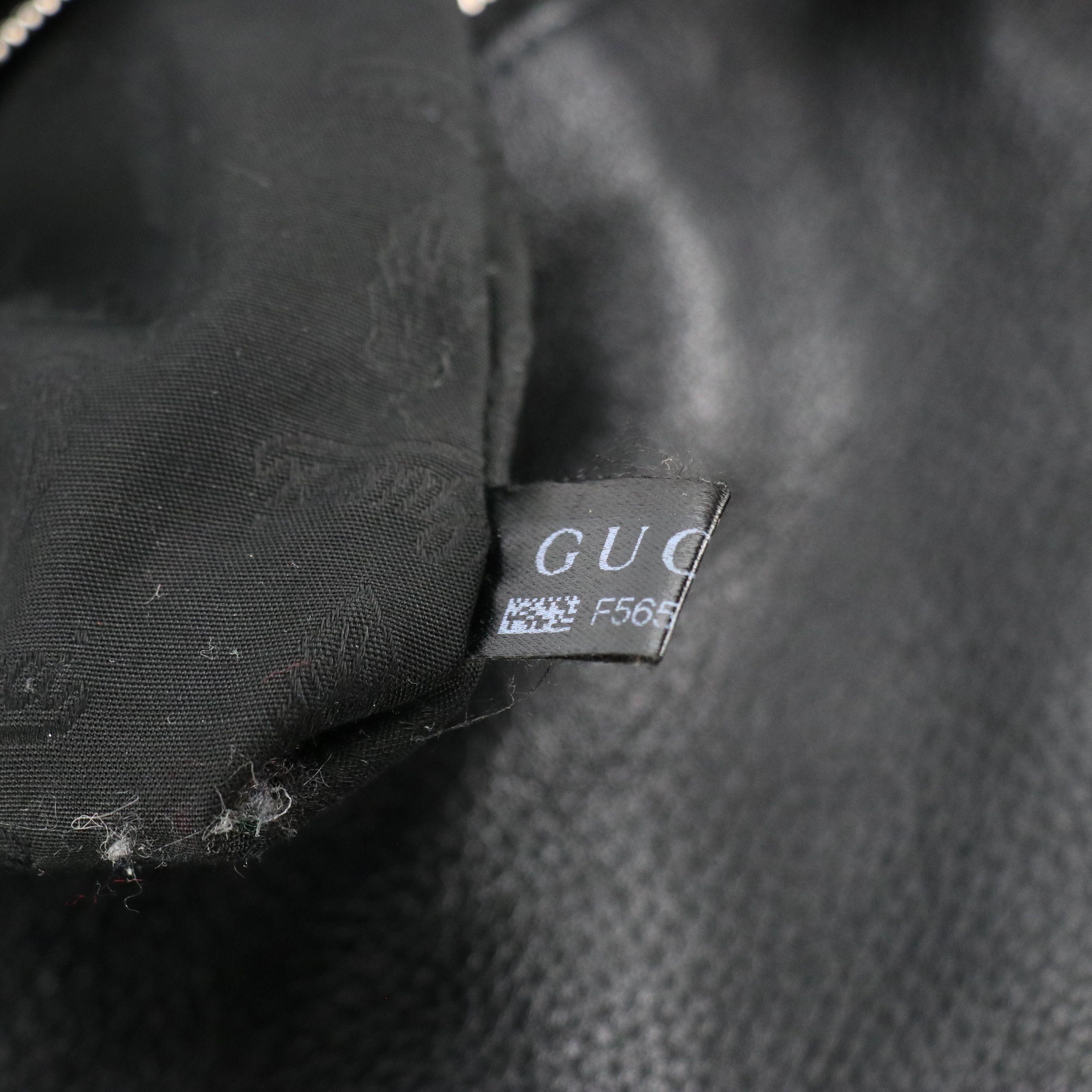 Gucci Bamboo Accented Jungle Flap Hobo Crossbody Bag in Black Grained Calfskin