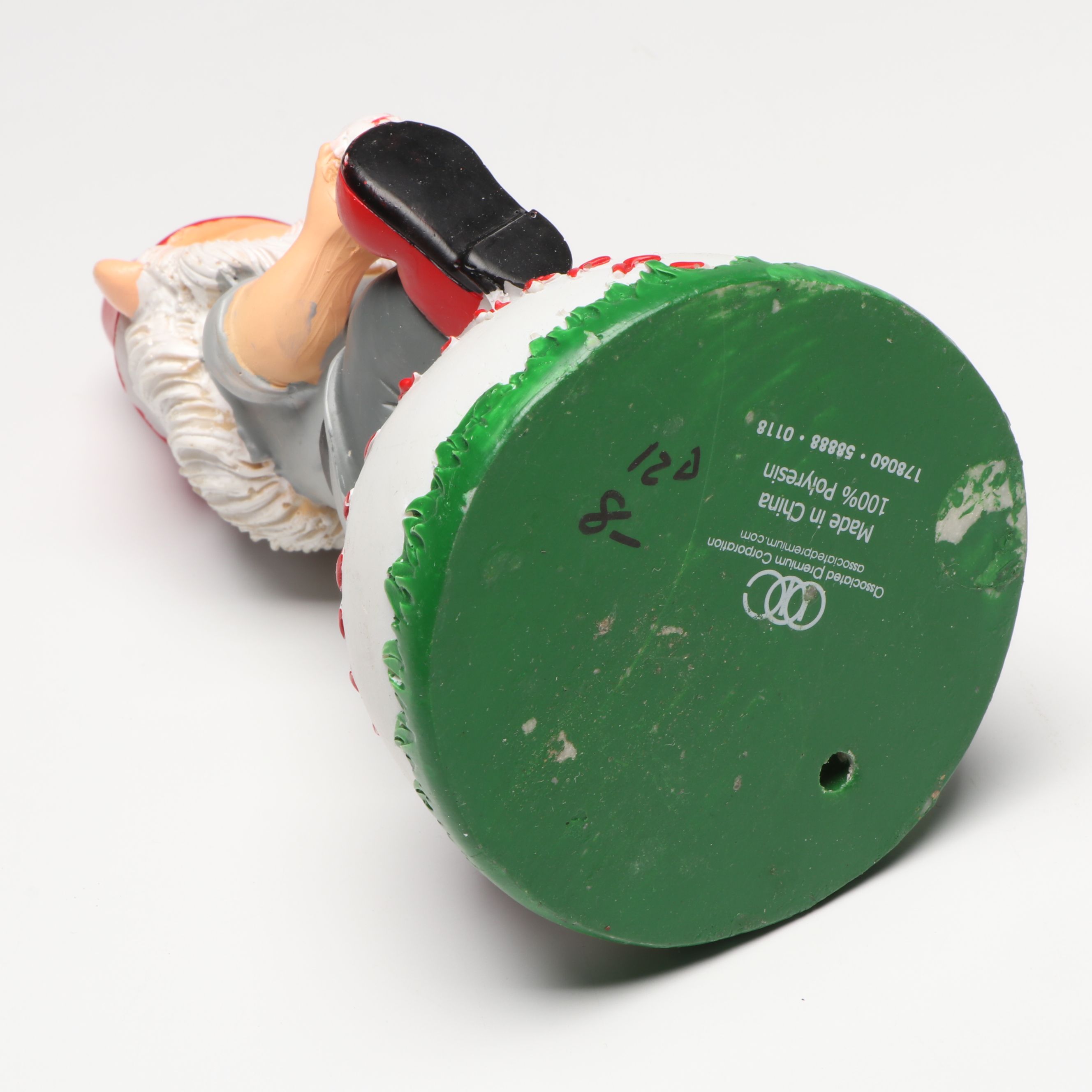 Manix Cincinnati Reds Wall Clock with Figurines and More Collectibles and Décor