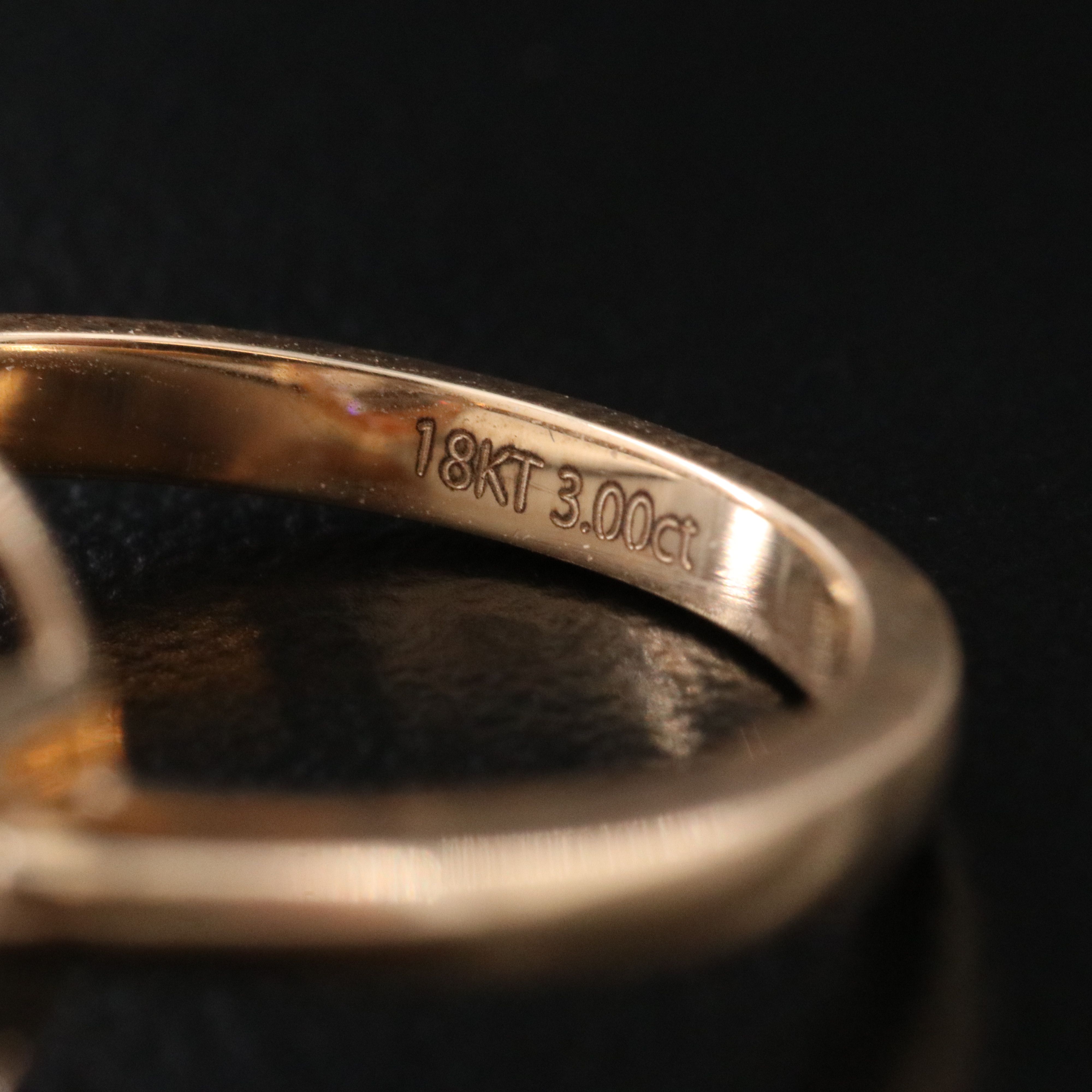 18K 3.00 CT Lab Grown Fancy Pink Diamond Solitaire Ring with IGI Report