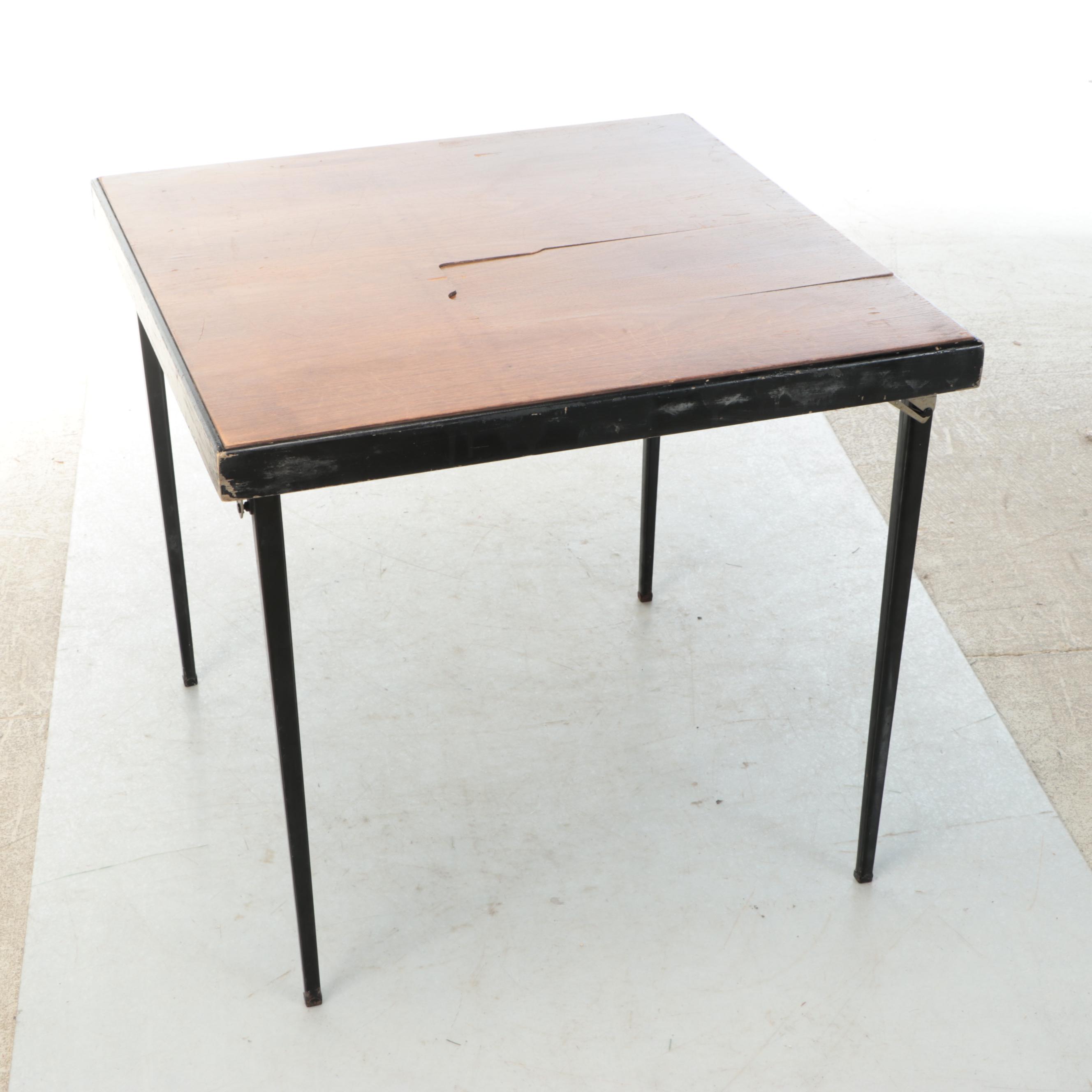 Singer Manufacturing Co. Cat. 3-120 Sewing Machine with Table, Early 1950s