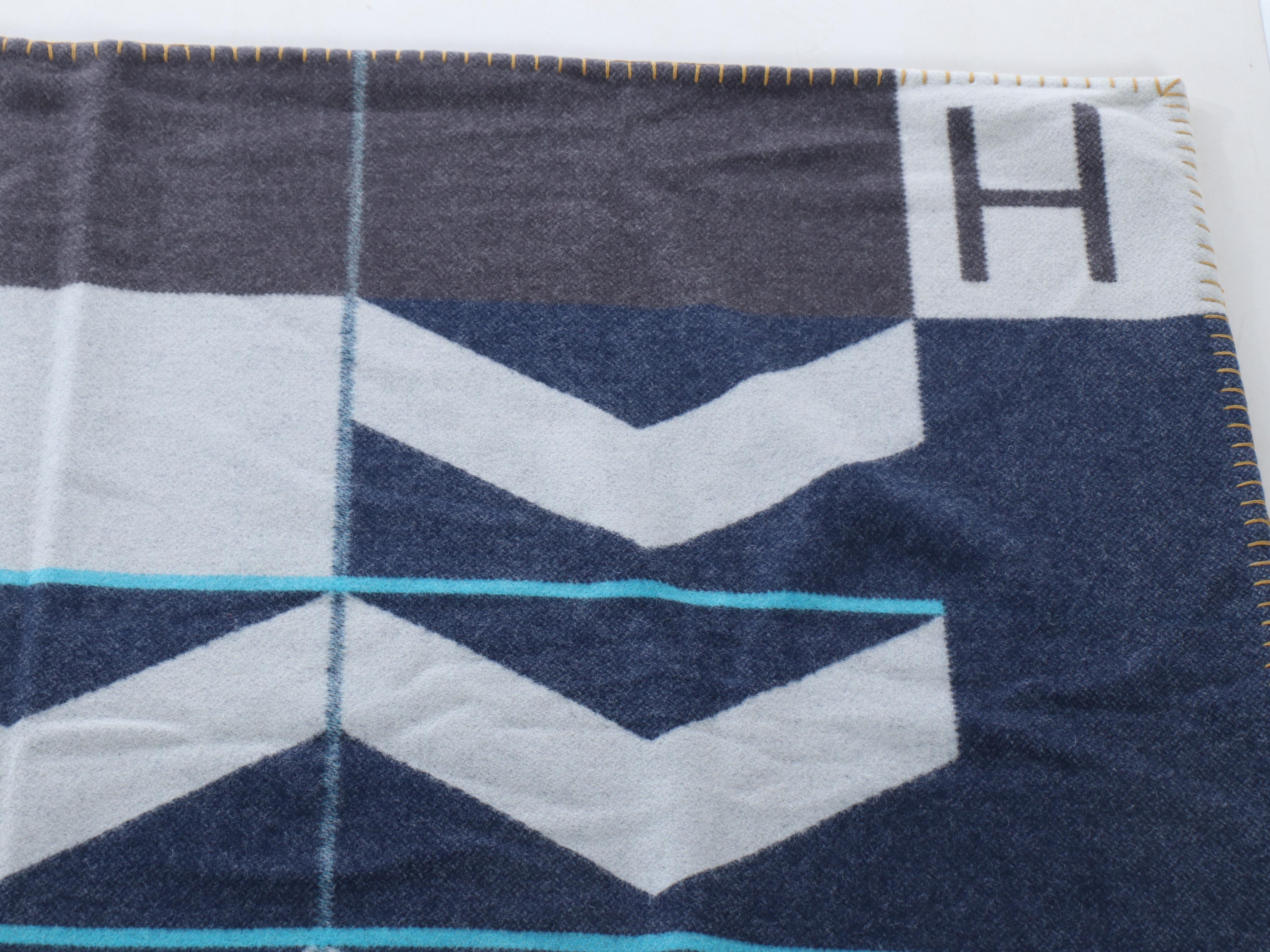 Hermès Merino Wool/Cashmere Avalon H Club Blanket