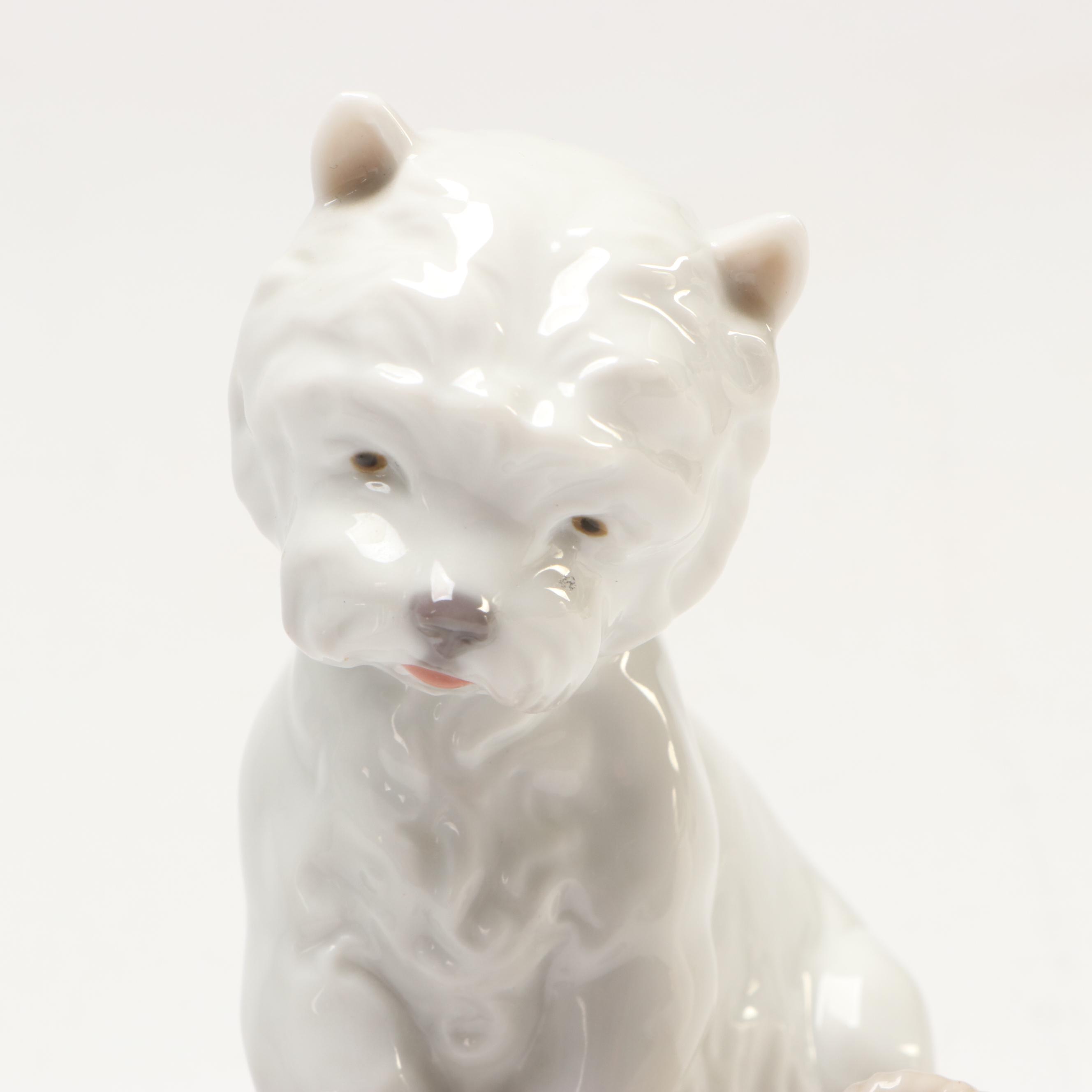 Lladró Utopia "Playful Character" Porcelain Figurine Designed by Joan Coderch