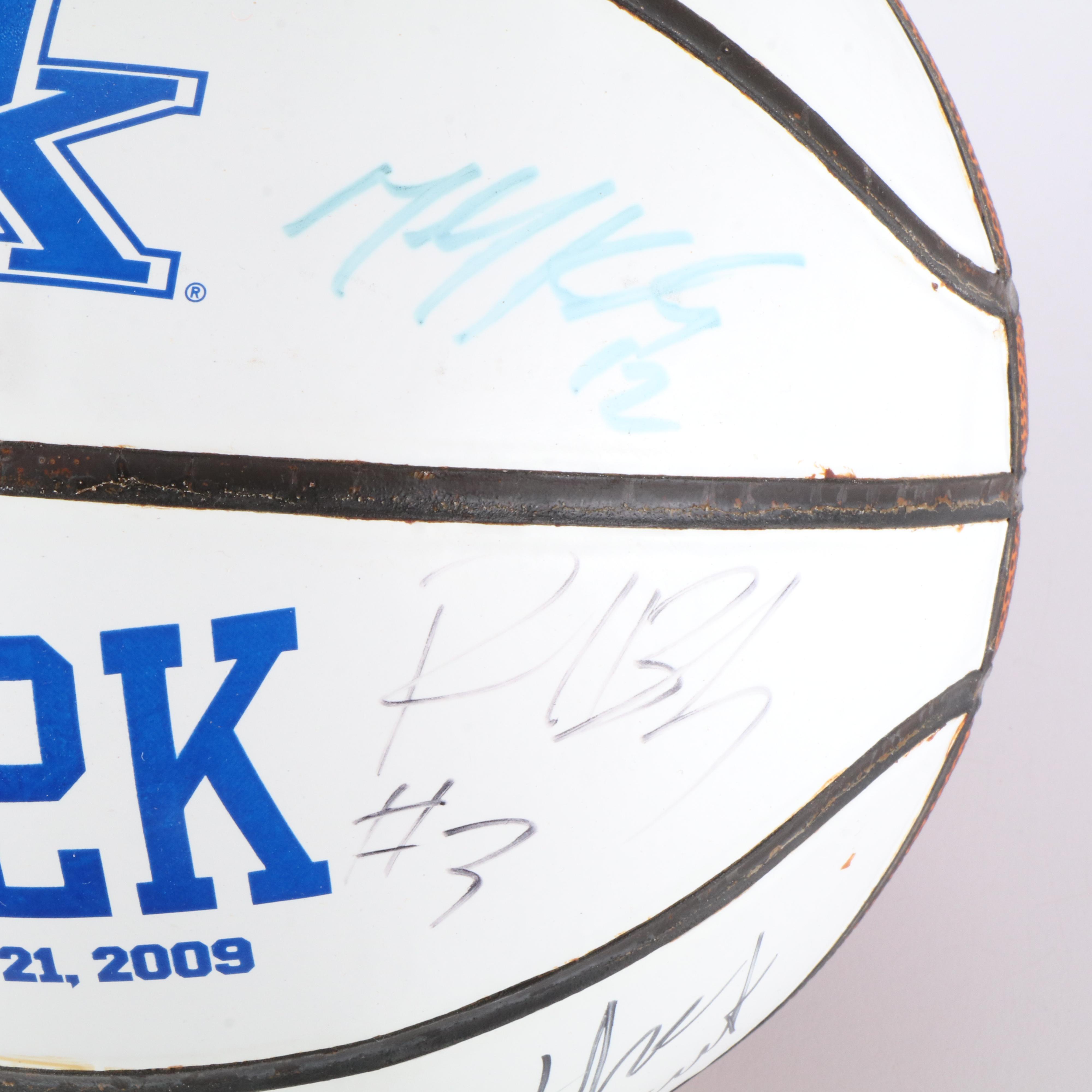 2009-2010 University of Kentucky Team Signed Basketball with Patrick Patterson