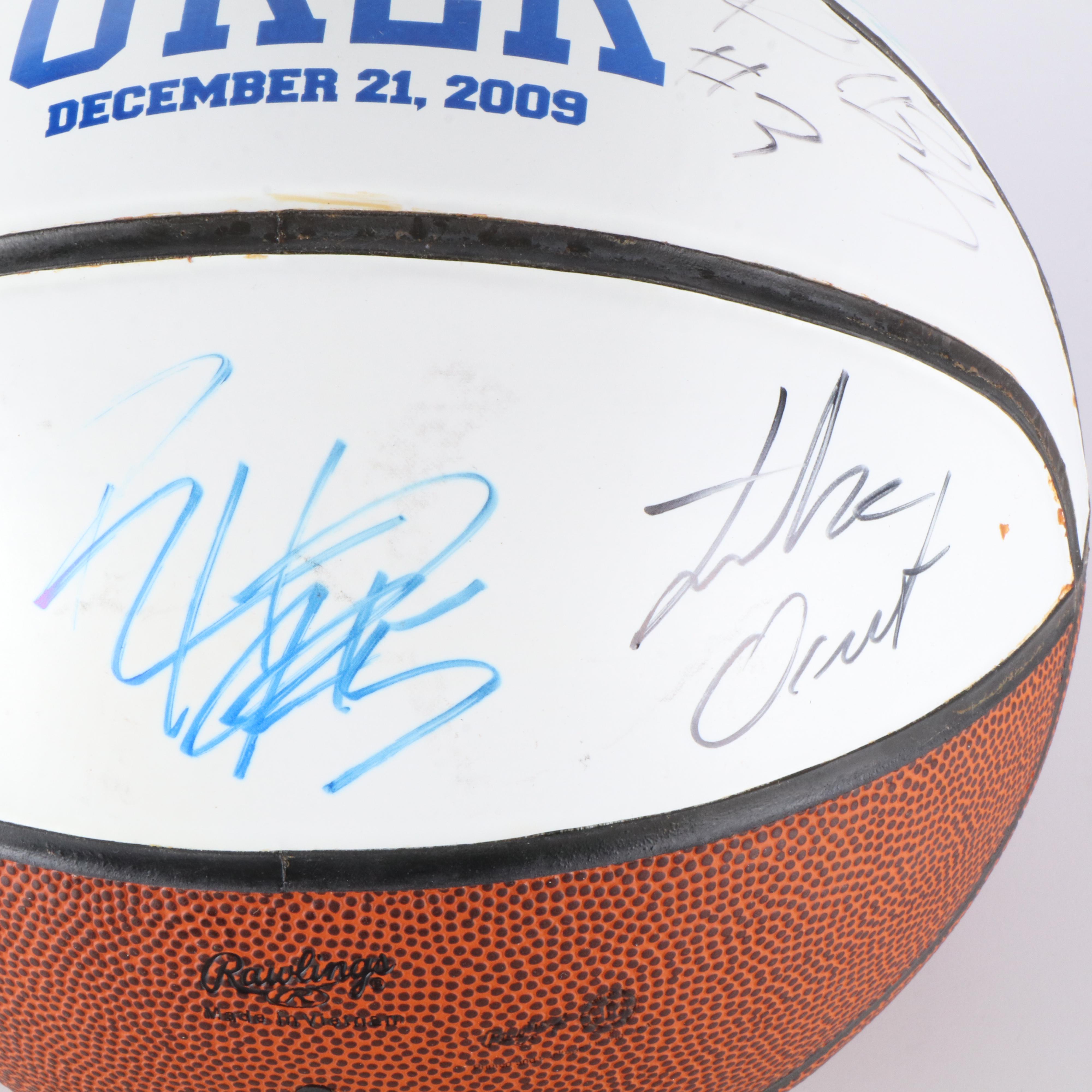 2009-2010 University of Kentucky Team Signed Basketball with Patrick Patterson