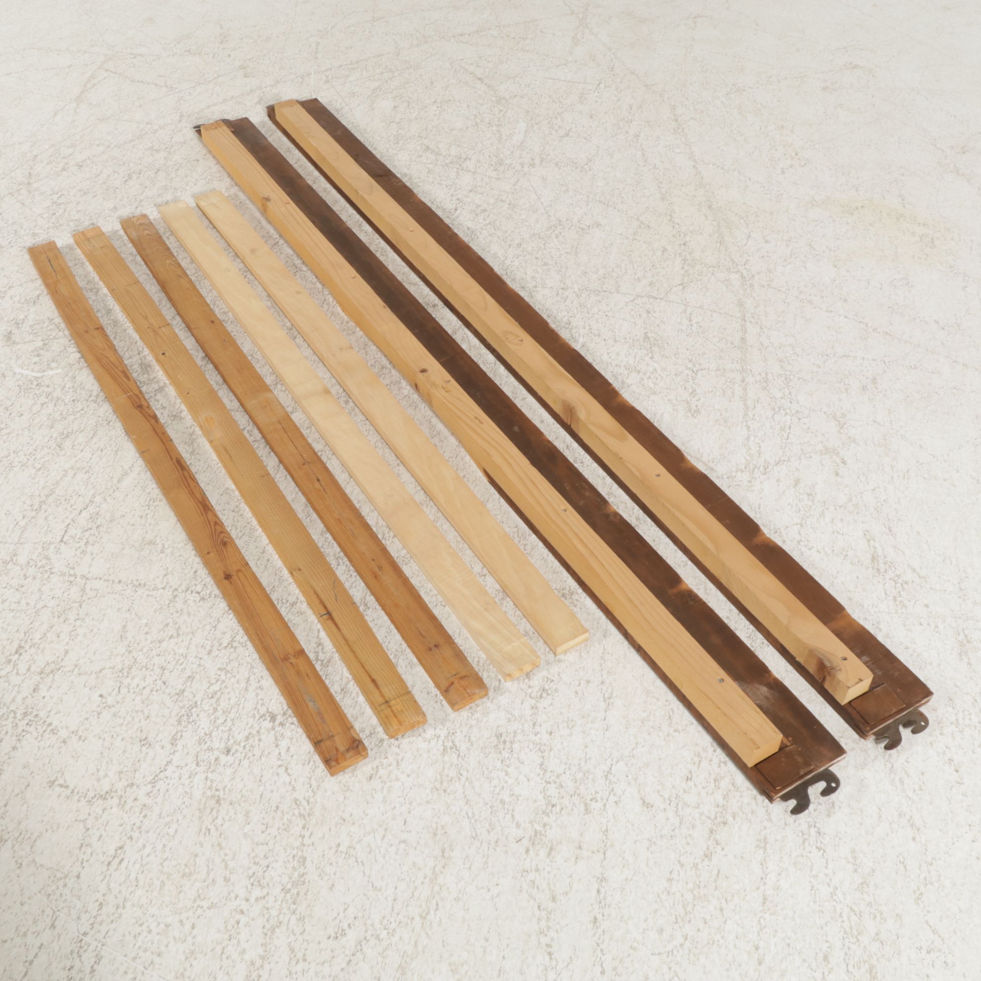 Jenny Lind Style Turned Wood Full Size Bed Frame