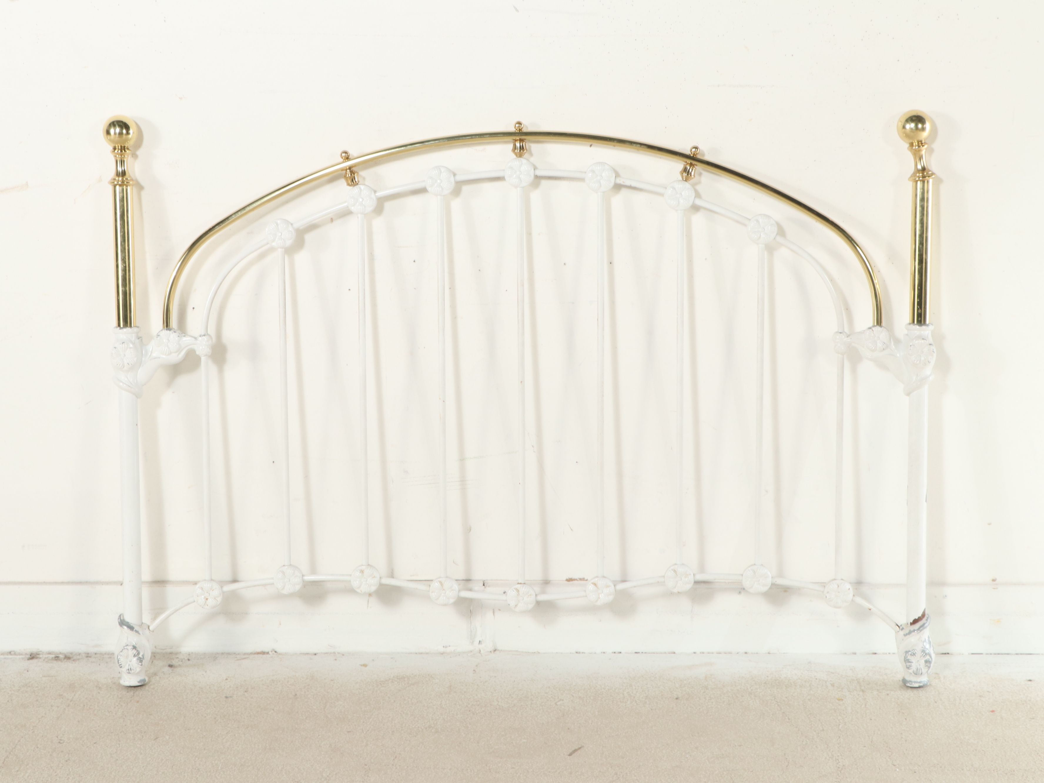 Dresher Victorian Style Parcel-Painted Metal Queen Size Bed Frame
