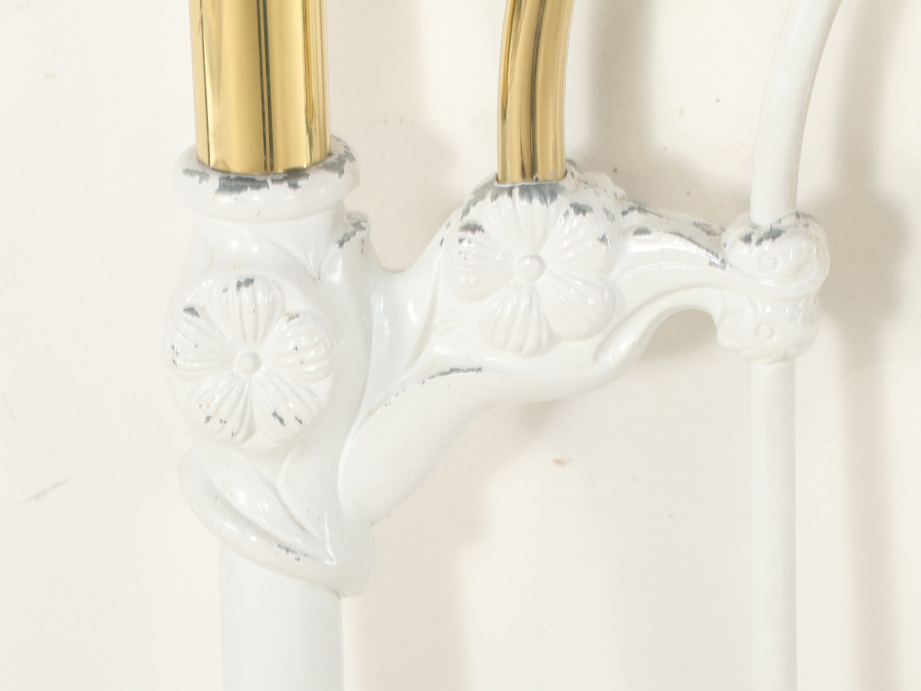 Dresher Victorian Style Parcel-Painted Metal Queen Size Bed Frame