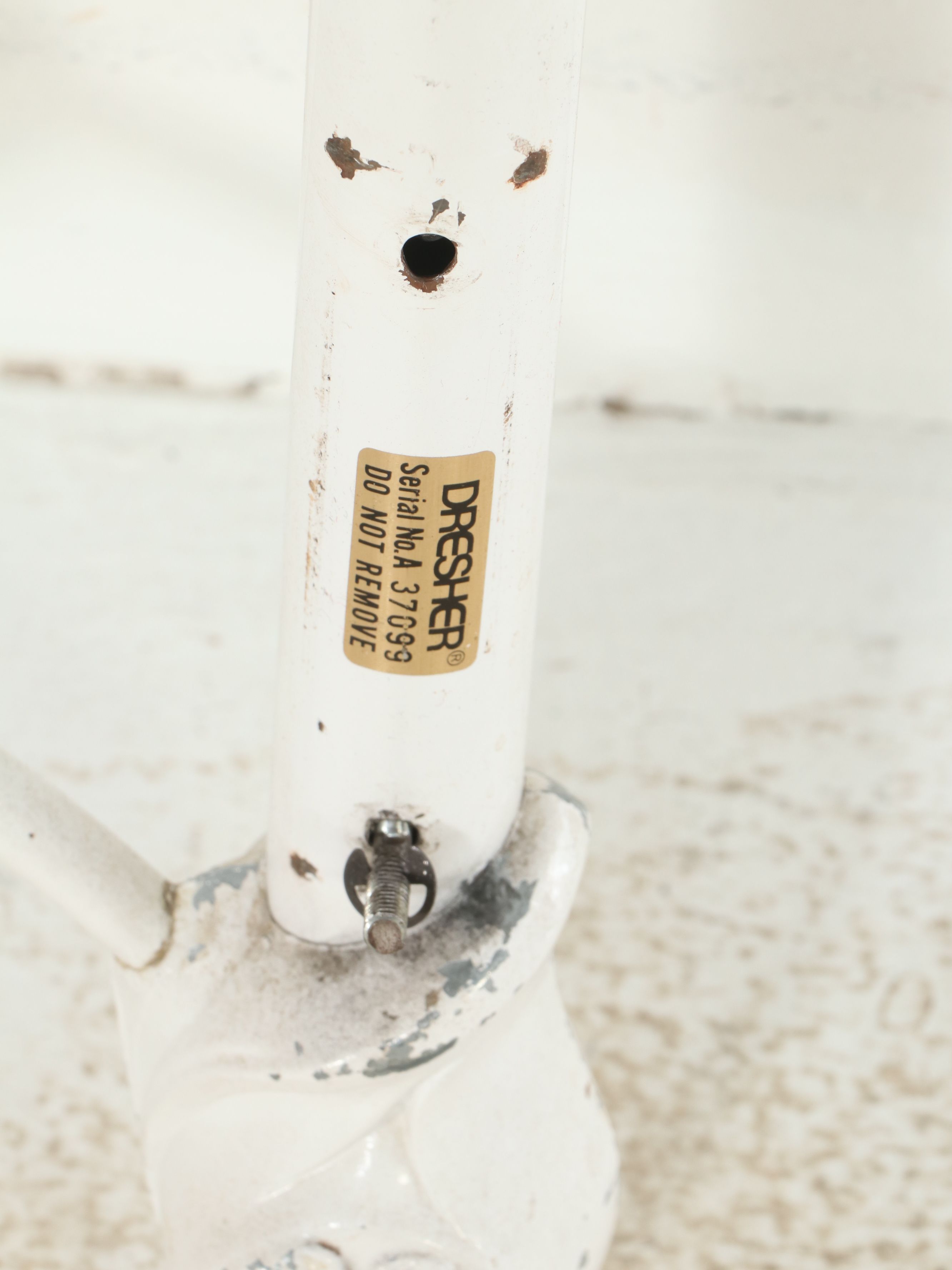 Dresher Victorian Style Parcel-Painted Metal Queen Size Bed Frame