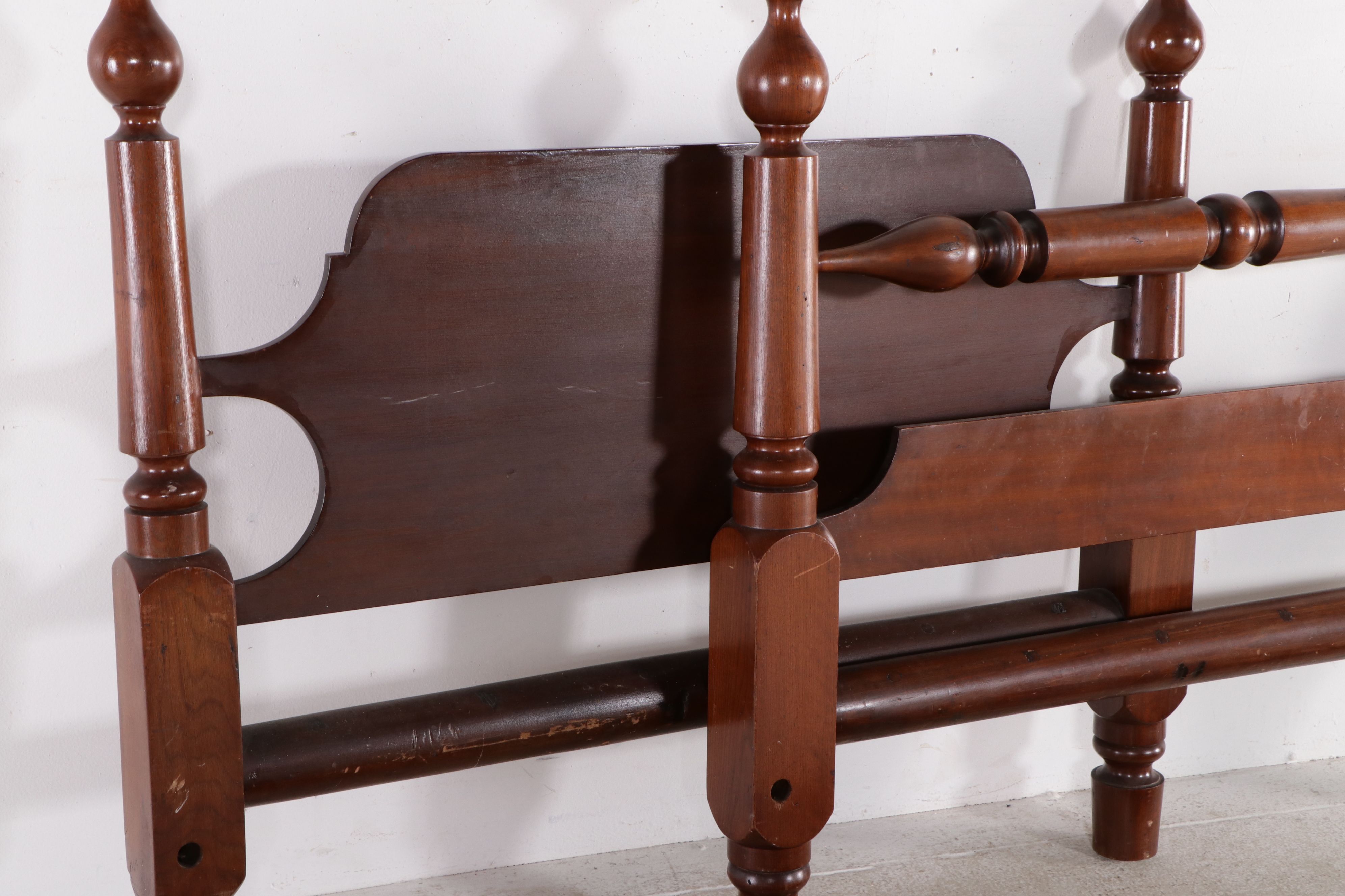 Federal Style Walnut Urn Finial Bed Frame, 19th Century