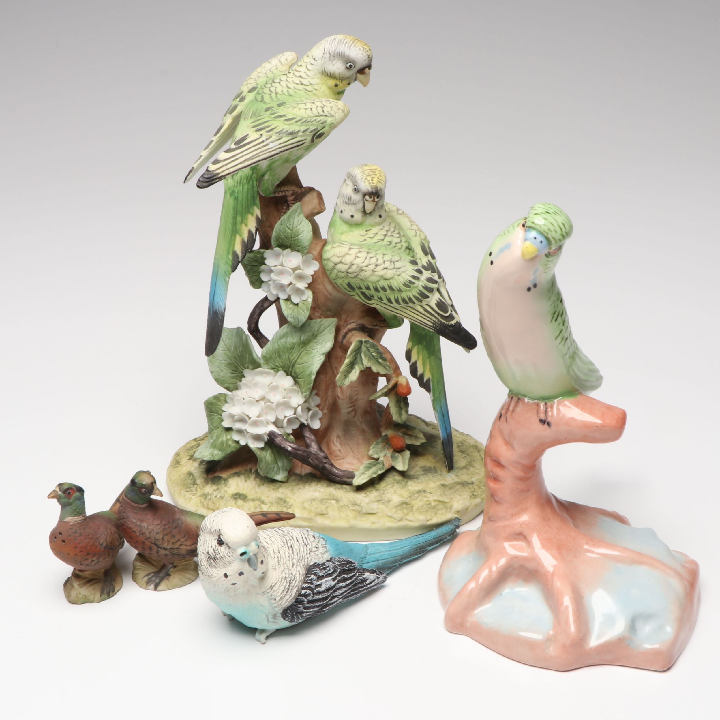 Andrea by Sadek "Parakeet" Bisque Figurine, Other Porcelain and Resin Bird Décor