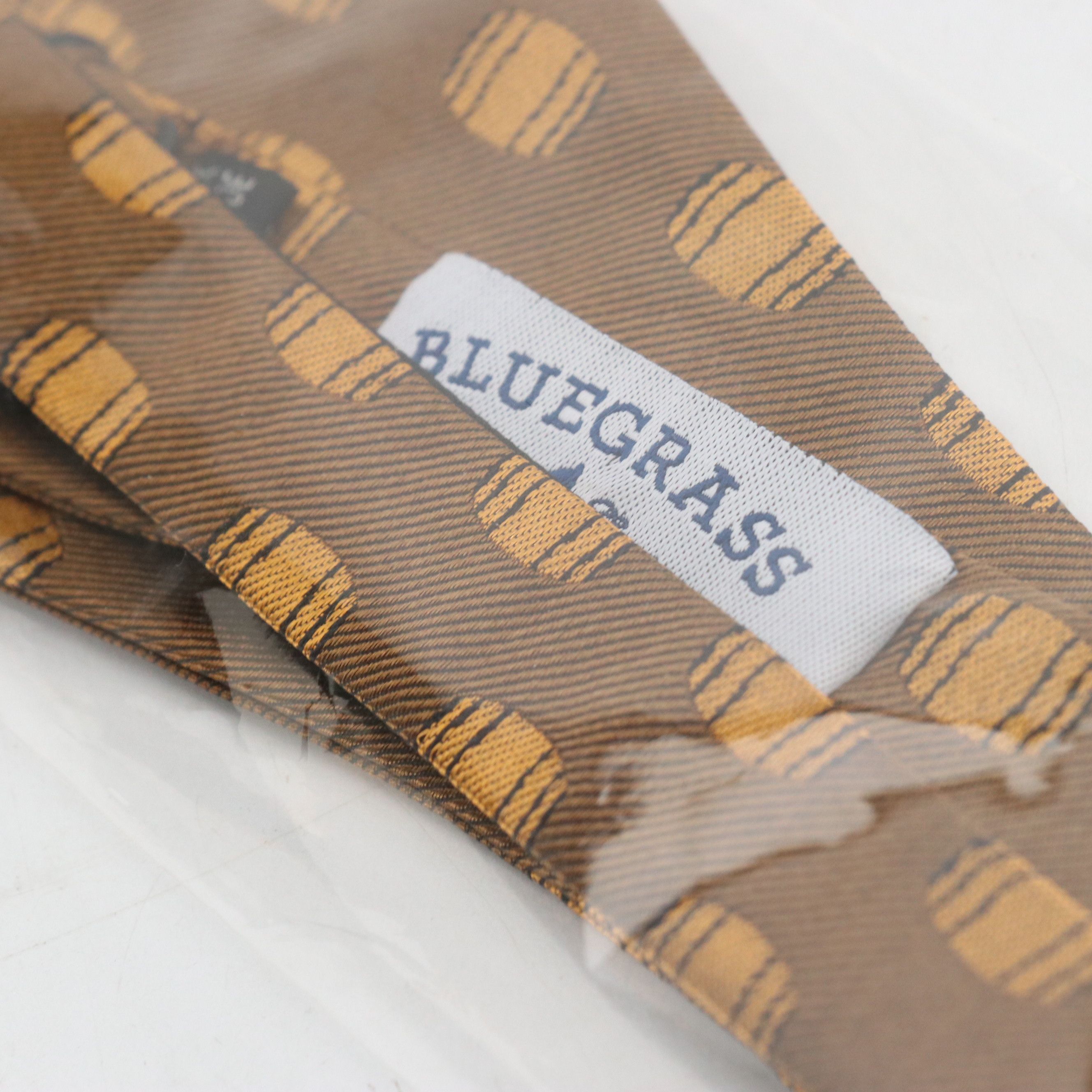 Bluegrass "Woodford Reserve Barrels" Print Silk Bowtie, Other Horse Print Bowtie
