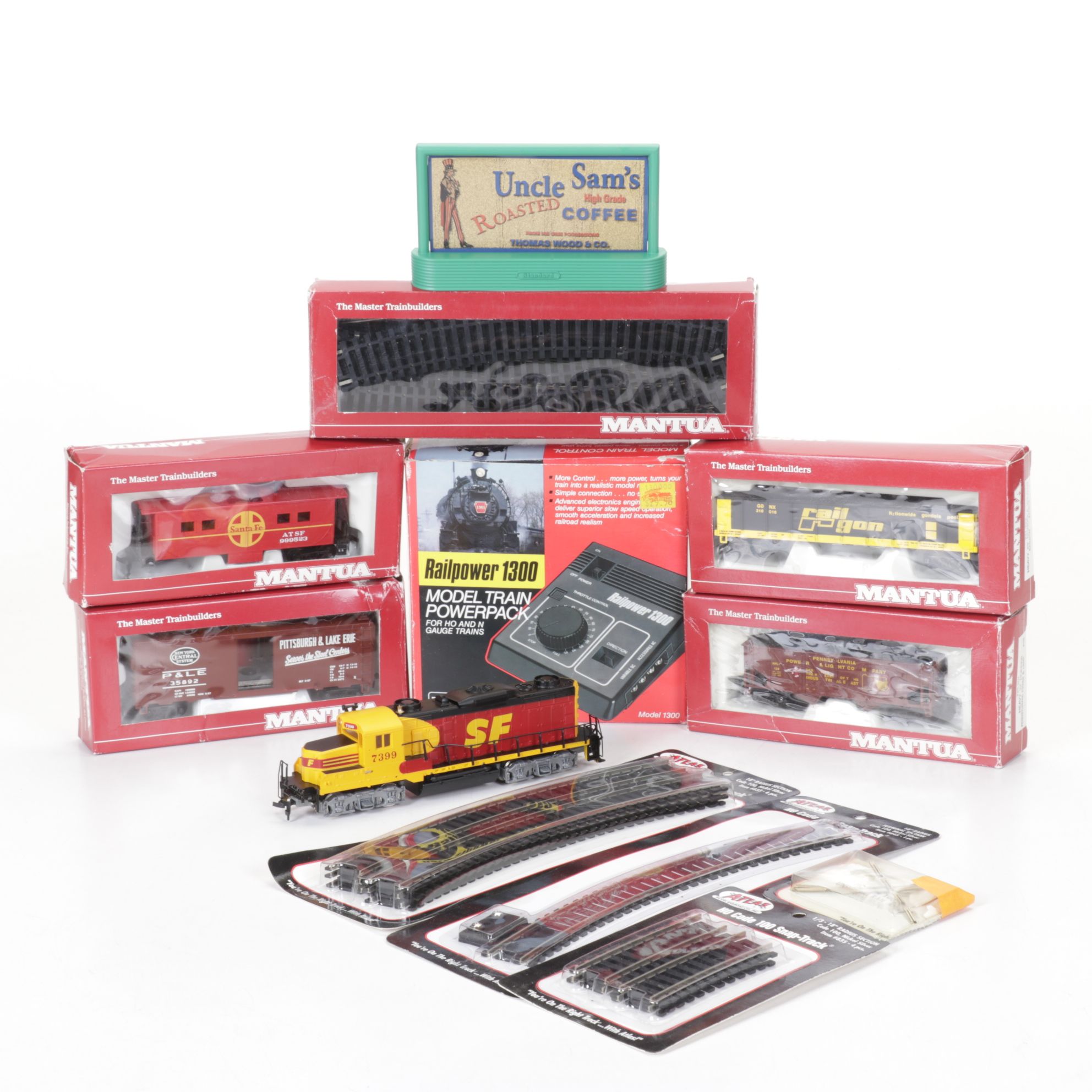 Mantua Santa Fe, Pennsylvania and More Model Trains with Power Pack and Tracks