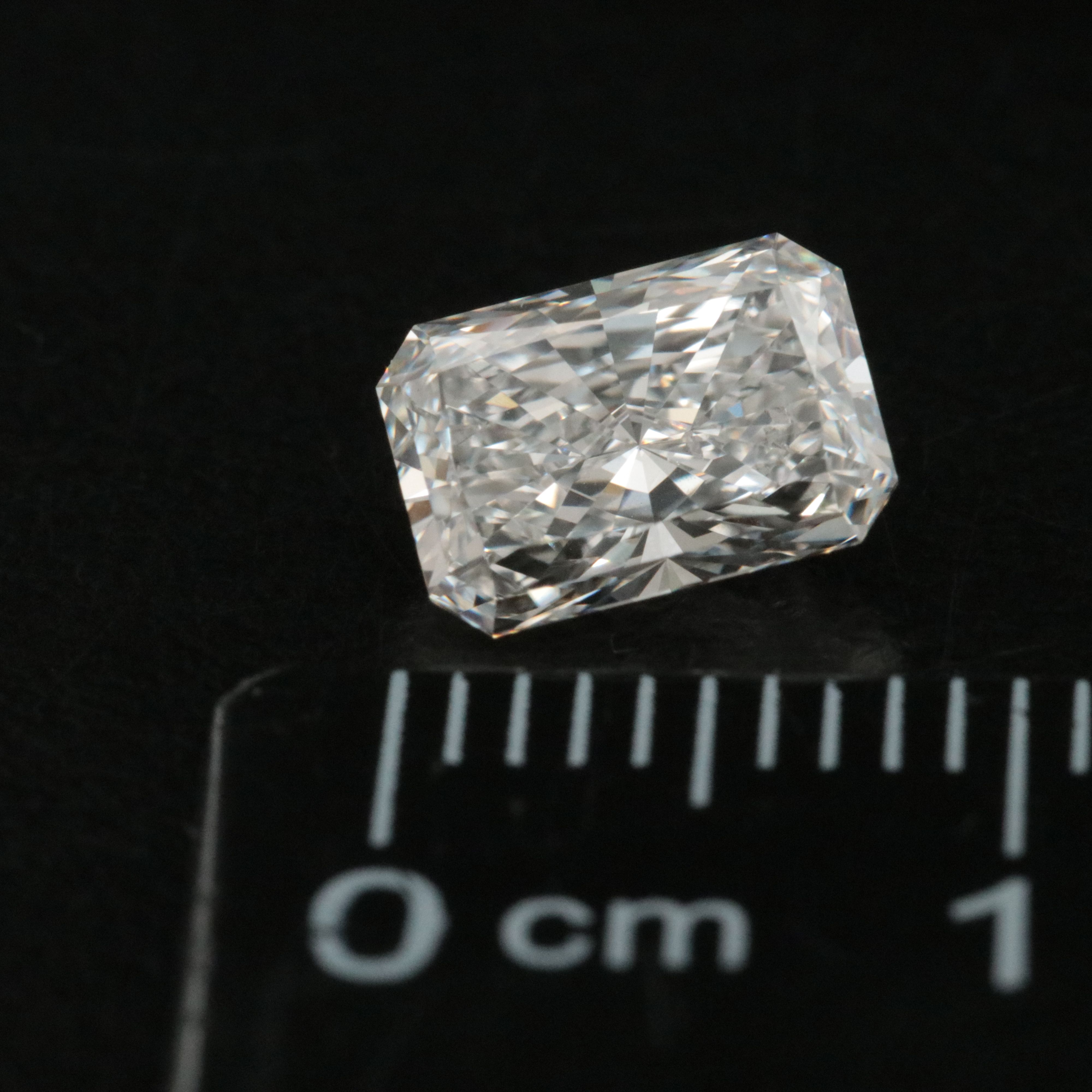 Loose 1.33 CT Lab Grown Diamond with IGI Report