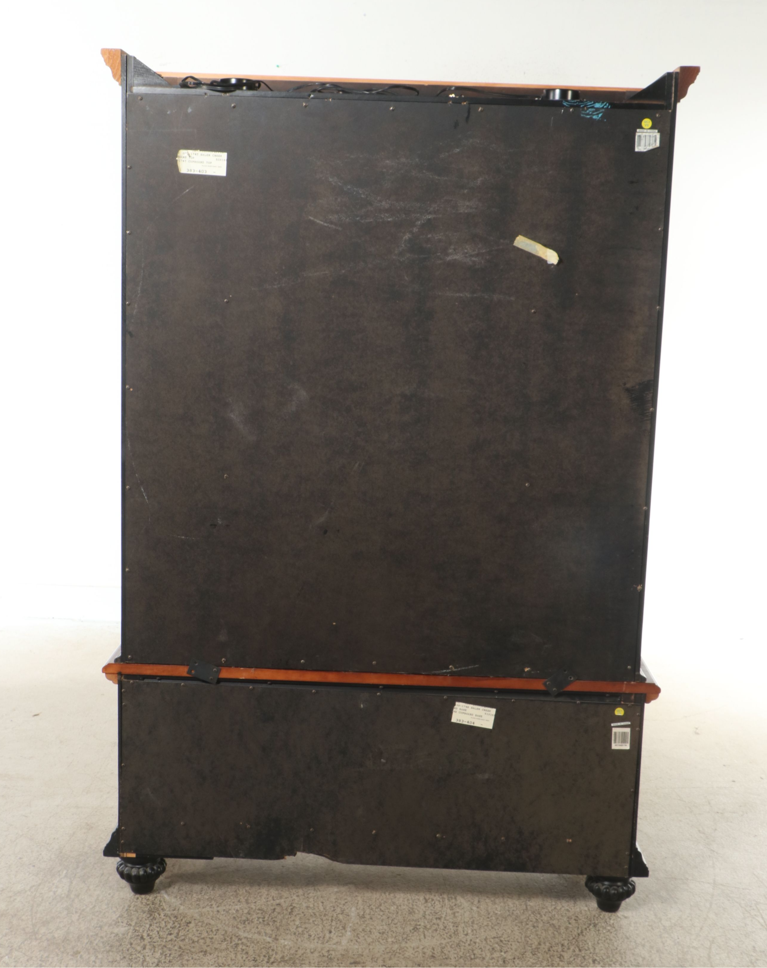 Salem Creek Contemporary Shaker Style Cabinet