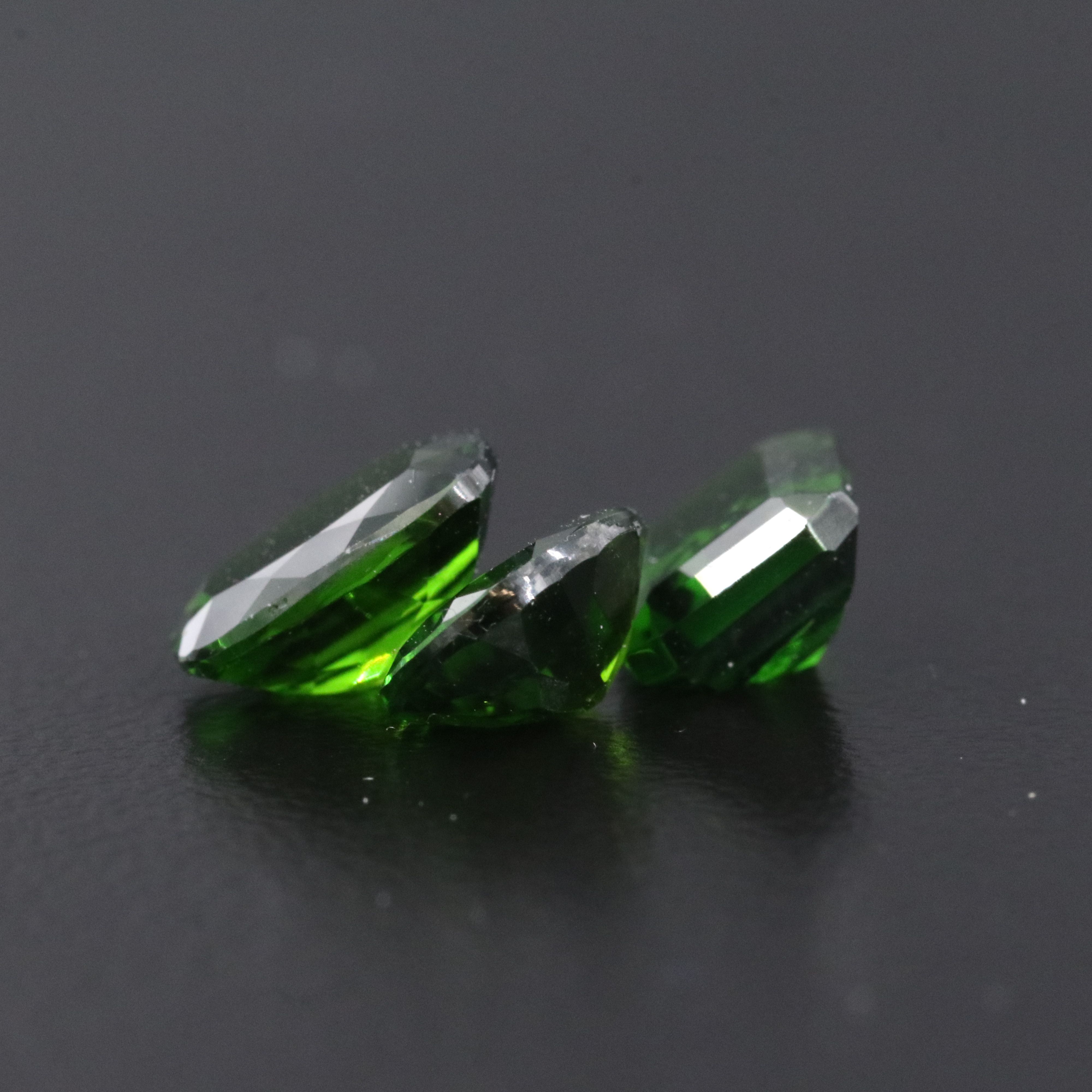 Loose 4.47 CTW Chrome Diopside Lot