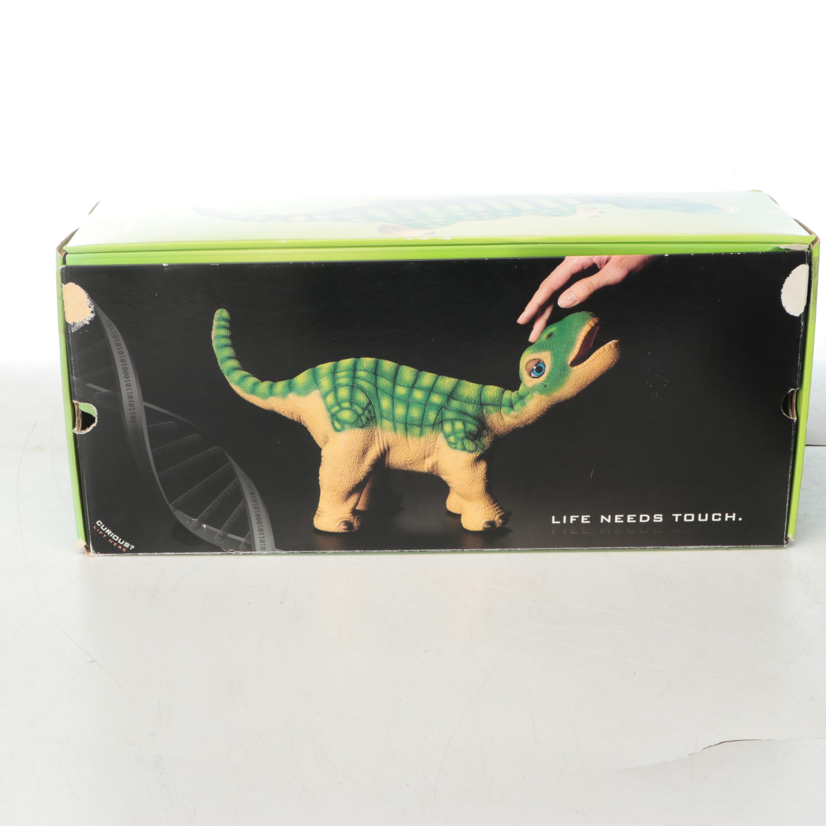 "Pleo: A Ugobe Life Form", "Fengyuan Space Fighter" and Other Toys