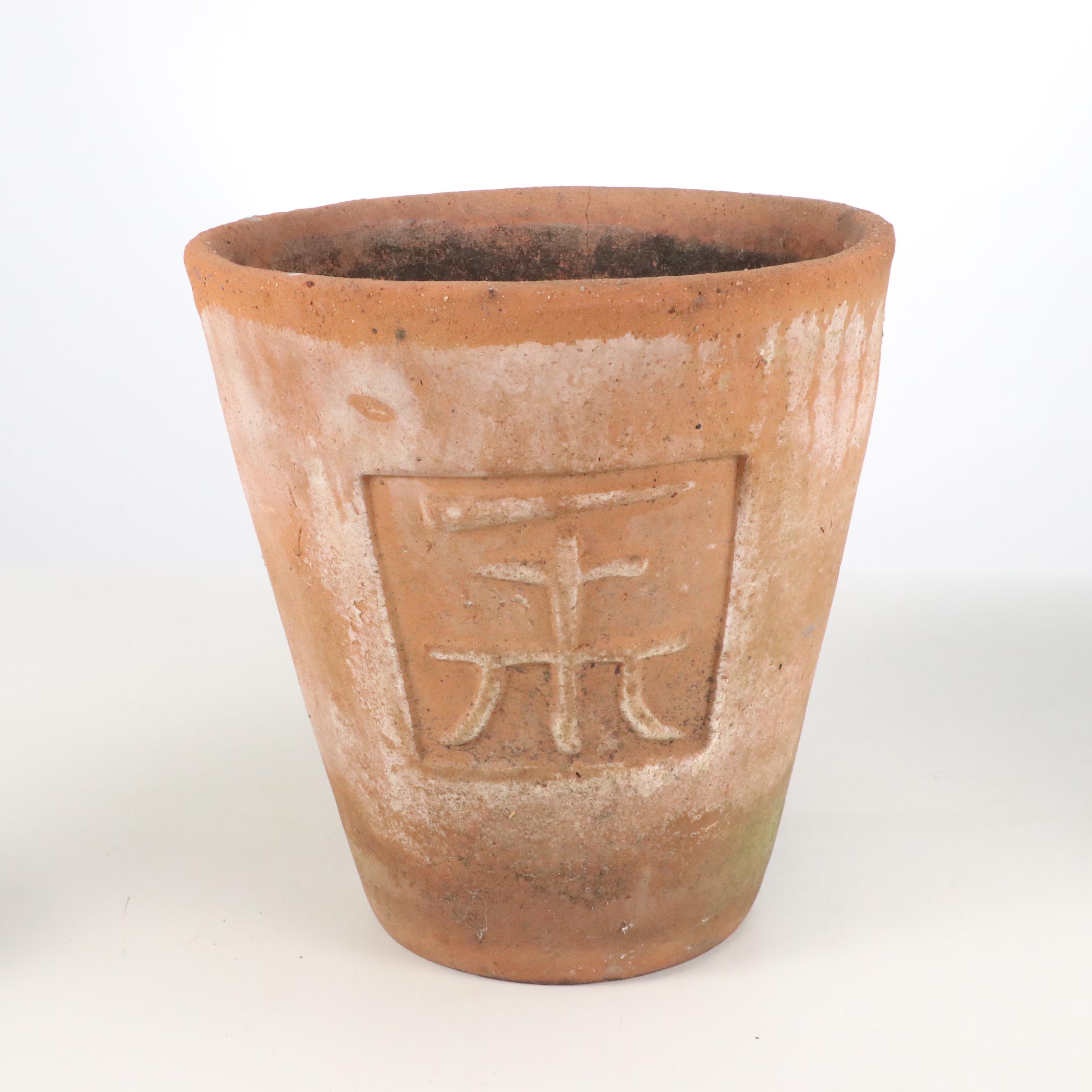 Terracotta Flower Pot with Bent Metal Garden Baskets