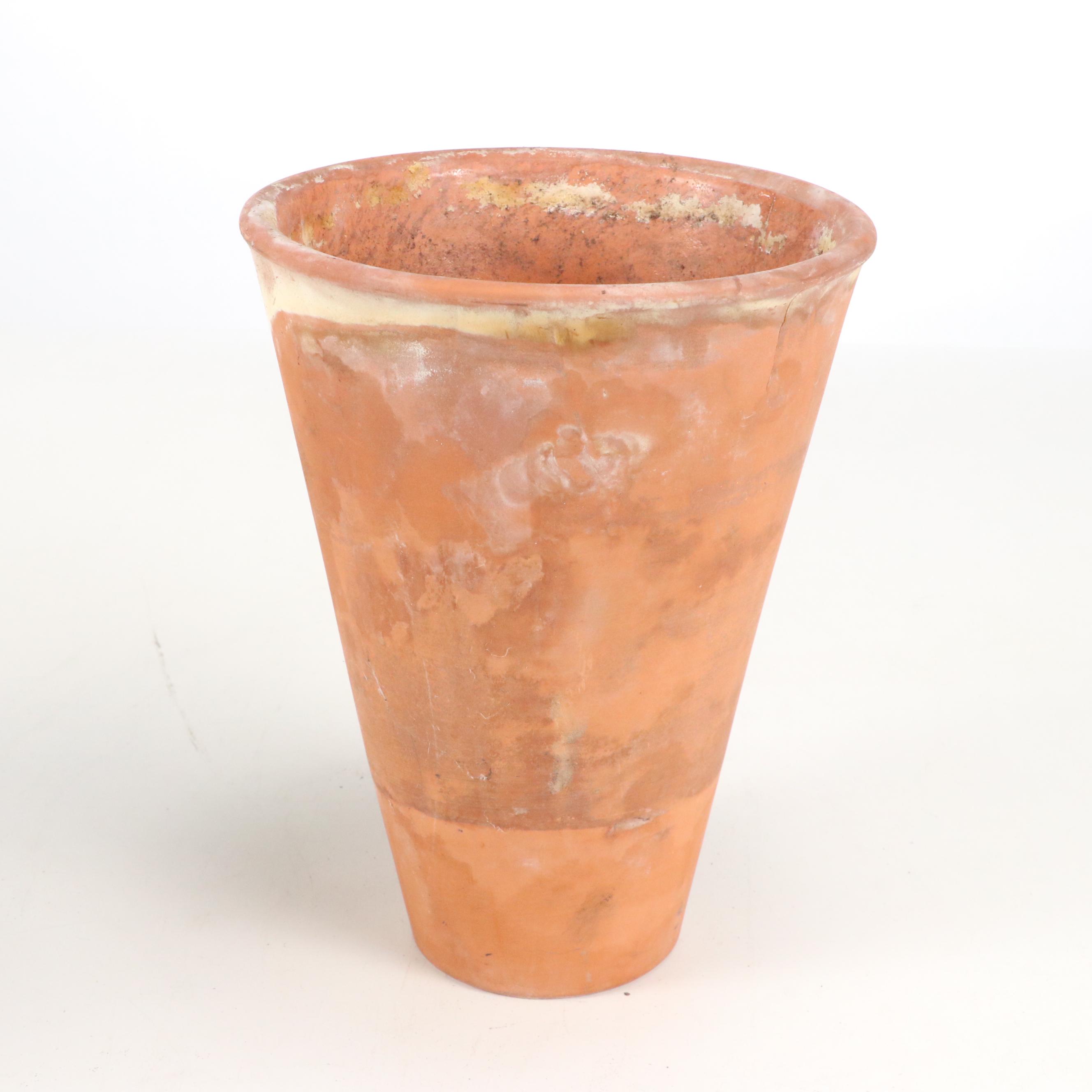 Terracotta Flower Pot with Bent Metal Garden Baskets