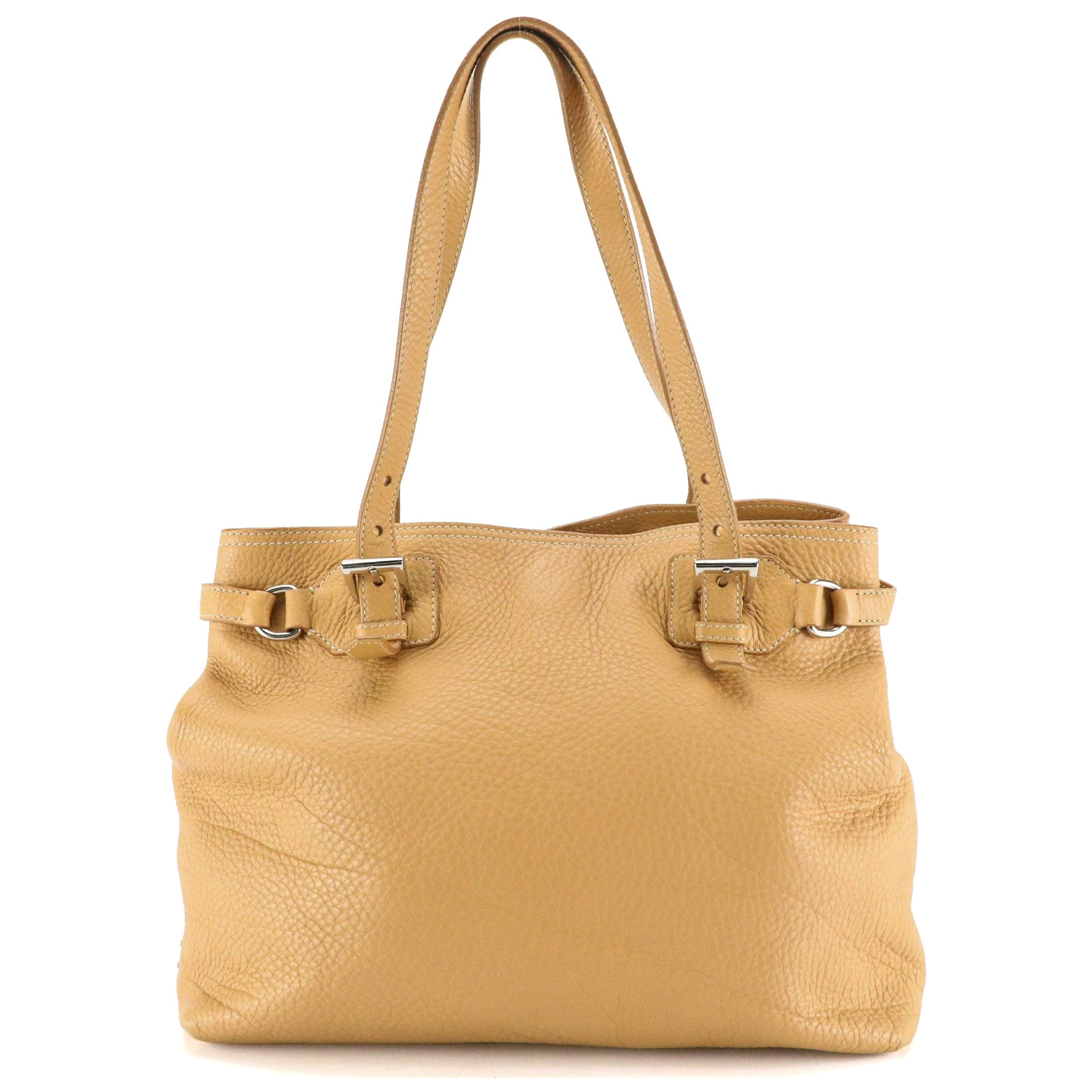 Prada Tote Bag in Beige Vitello Daino Leather