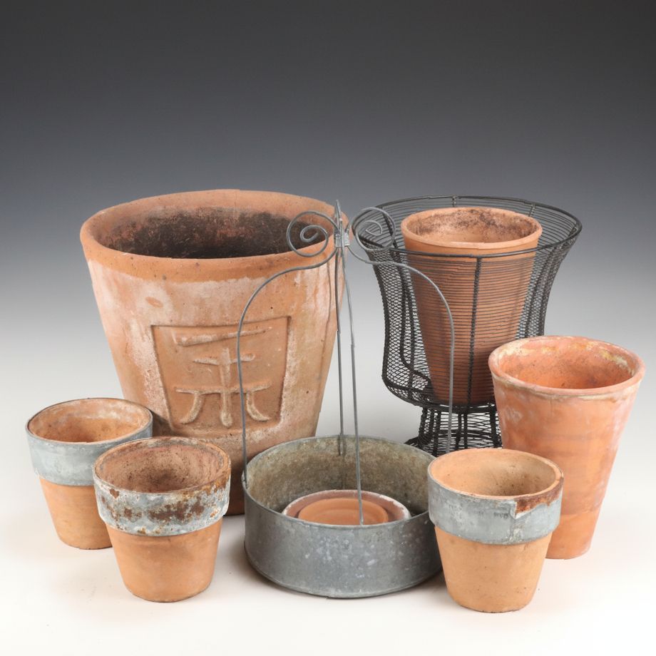 Terracotta Flower Pot with Bent Metal Garden Baskets
