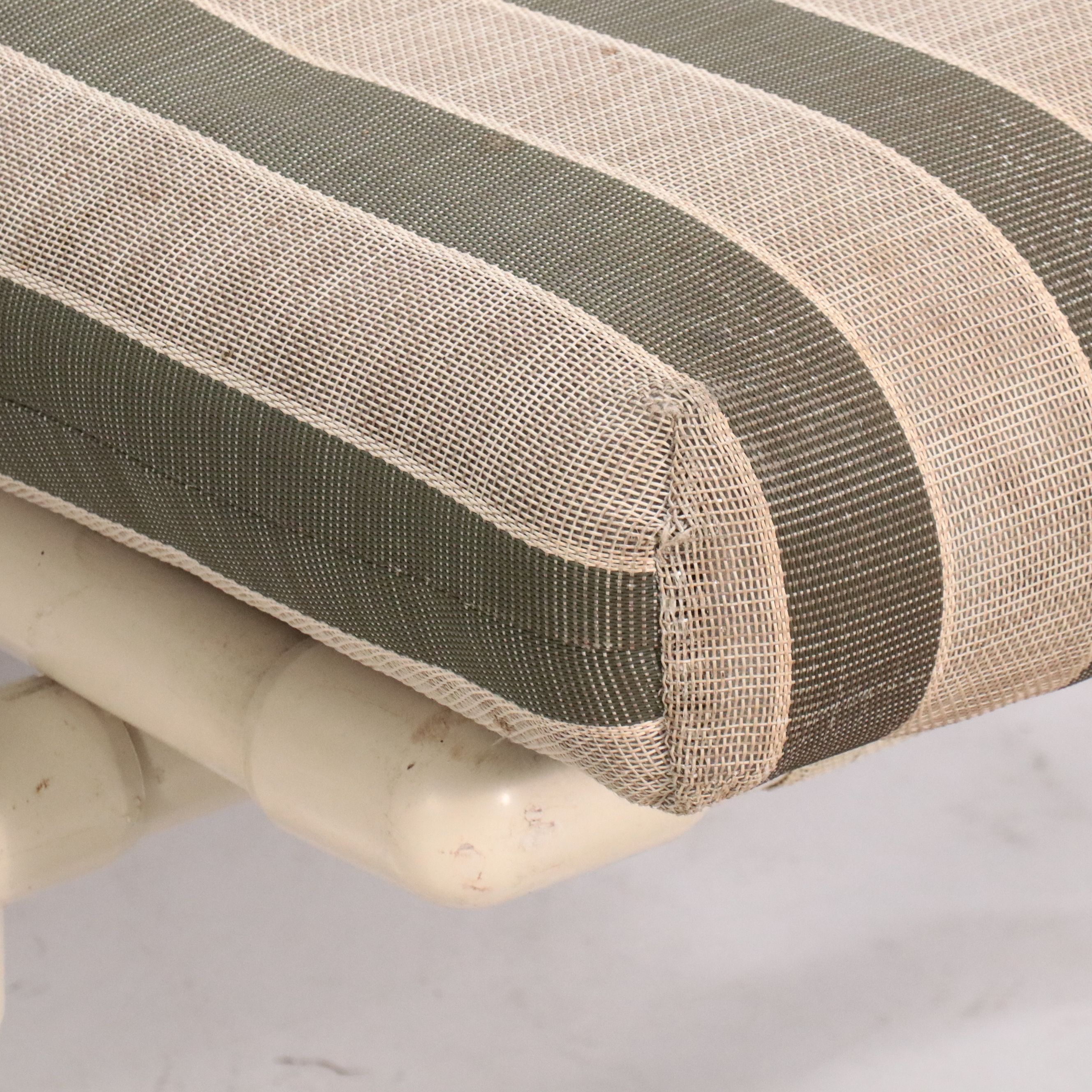 Postmodern Style PVC Patio and Lounge Chairs with Cushions