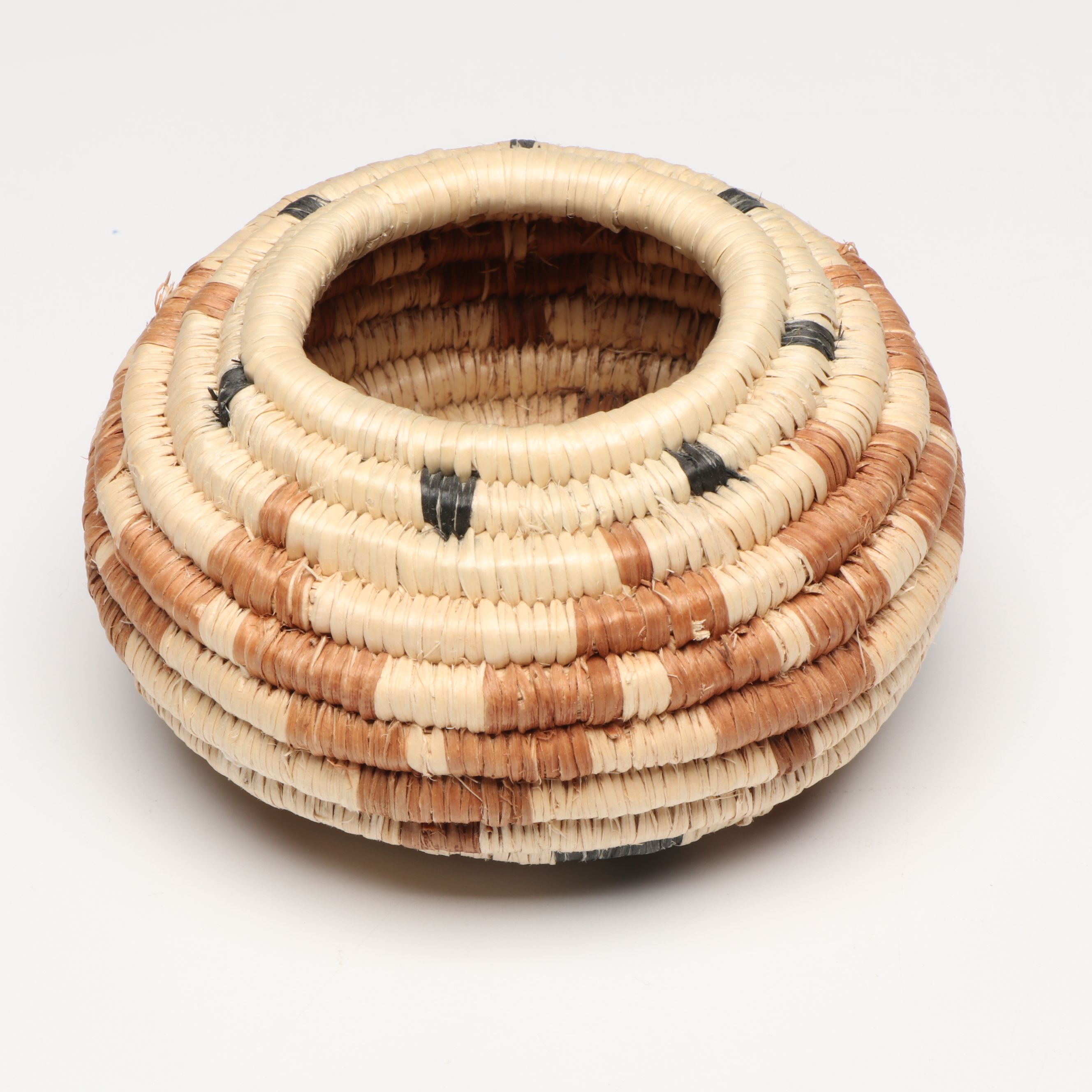 Paula Astorga with Other Seri Peoples Woven Torote and Agave Fiber Basketry